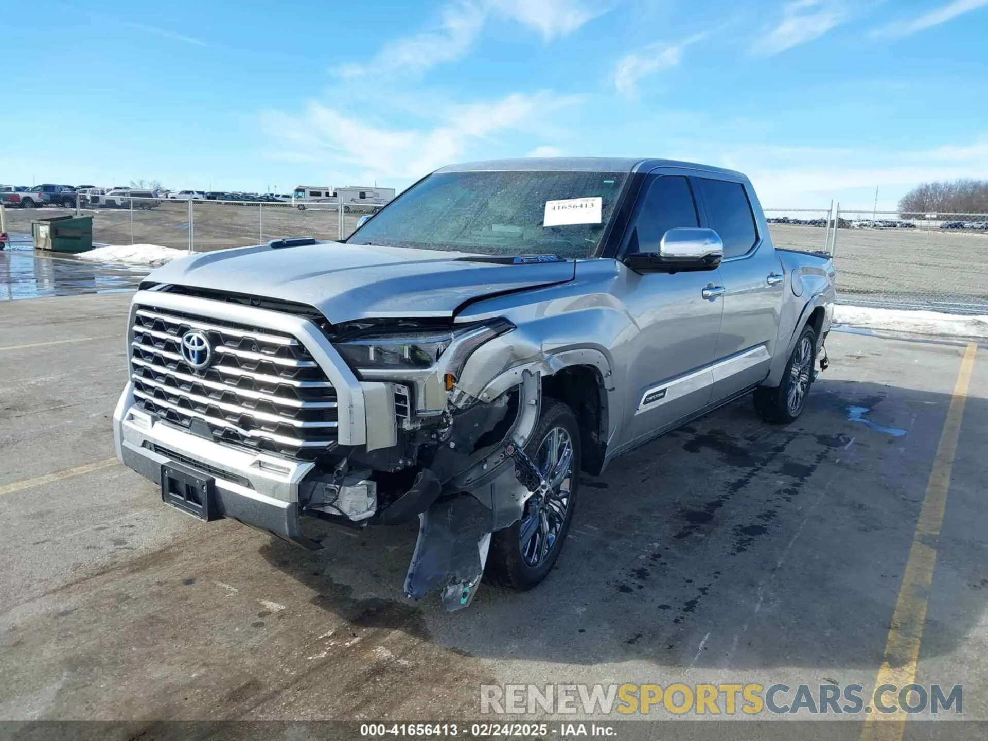 17 fotografías del automóvil dañado 5TFVC5DB9RX055993 TOYOTA TUNDRA HYBRID 2024