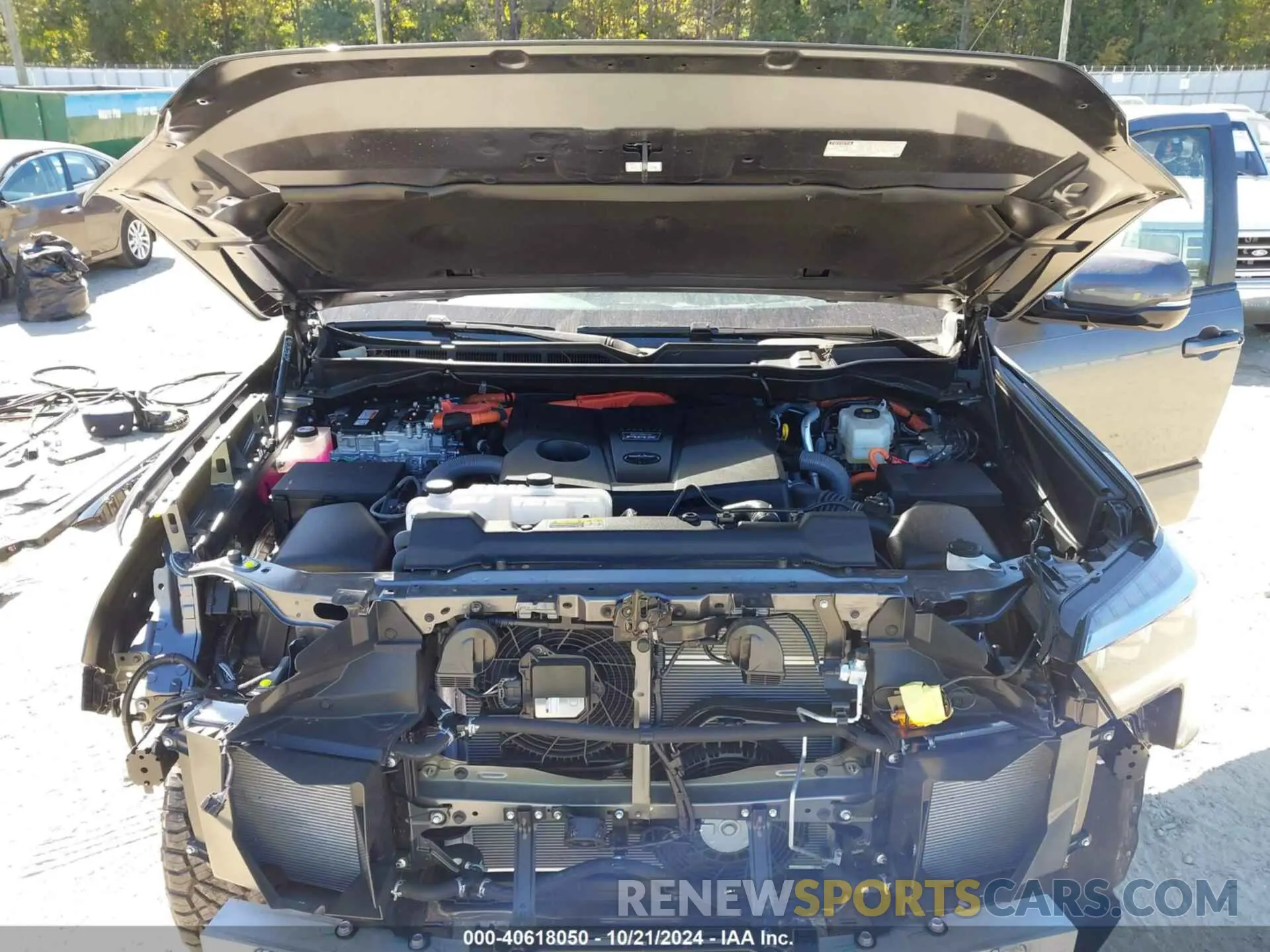 10 fotografías del automóvil dañado 5TFWC5DB2RX080366 TOYOTA TUNDRA HYBRID 2024