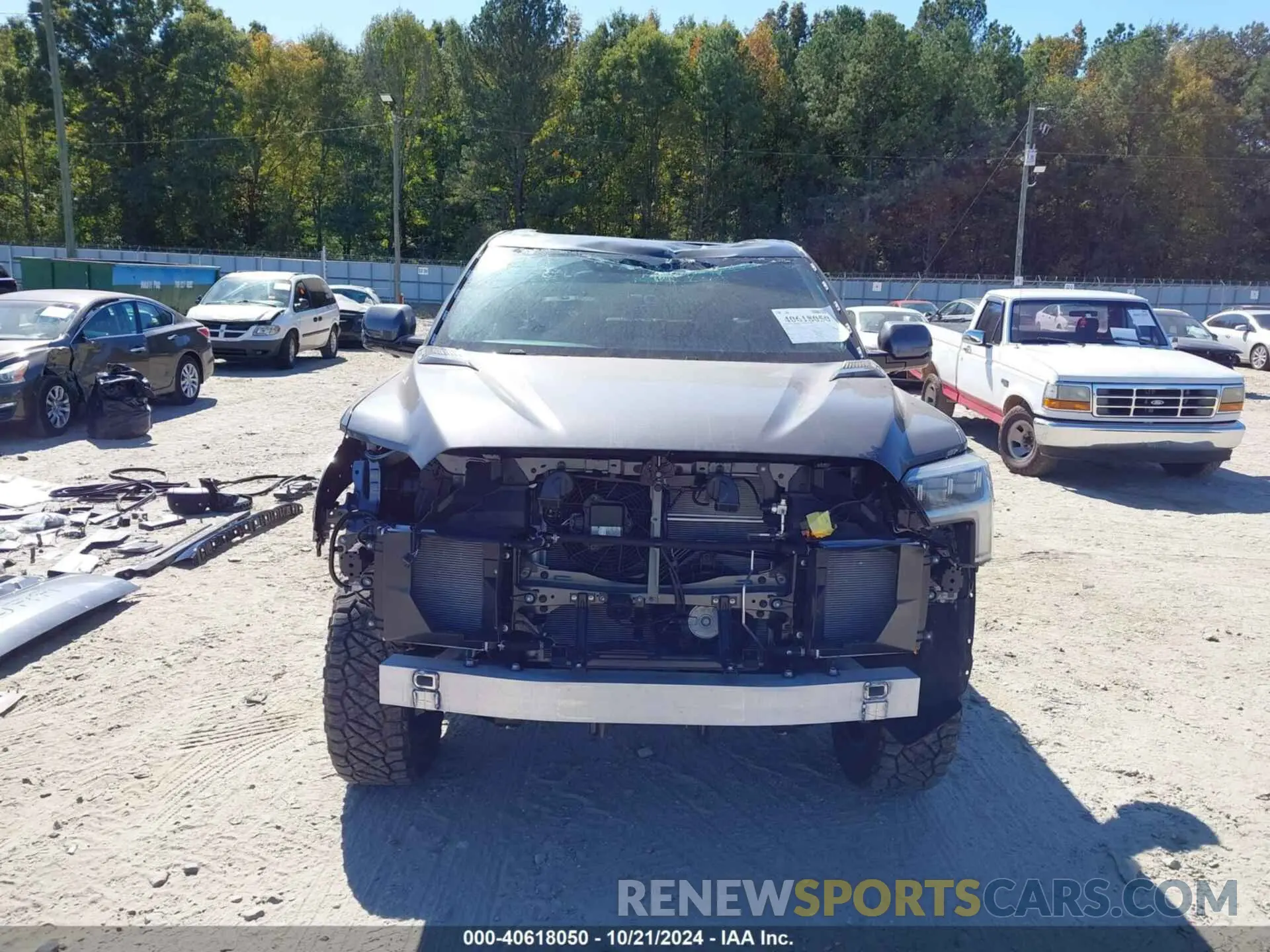 6 fotografías del automóvil dañado 5TFWC5DB2RX080366 TOYOTA TUNDRA HYBRID 2024