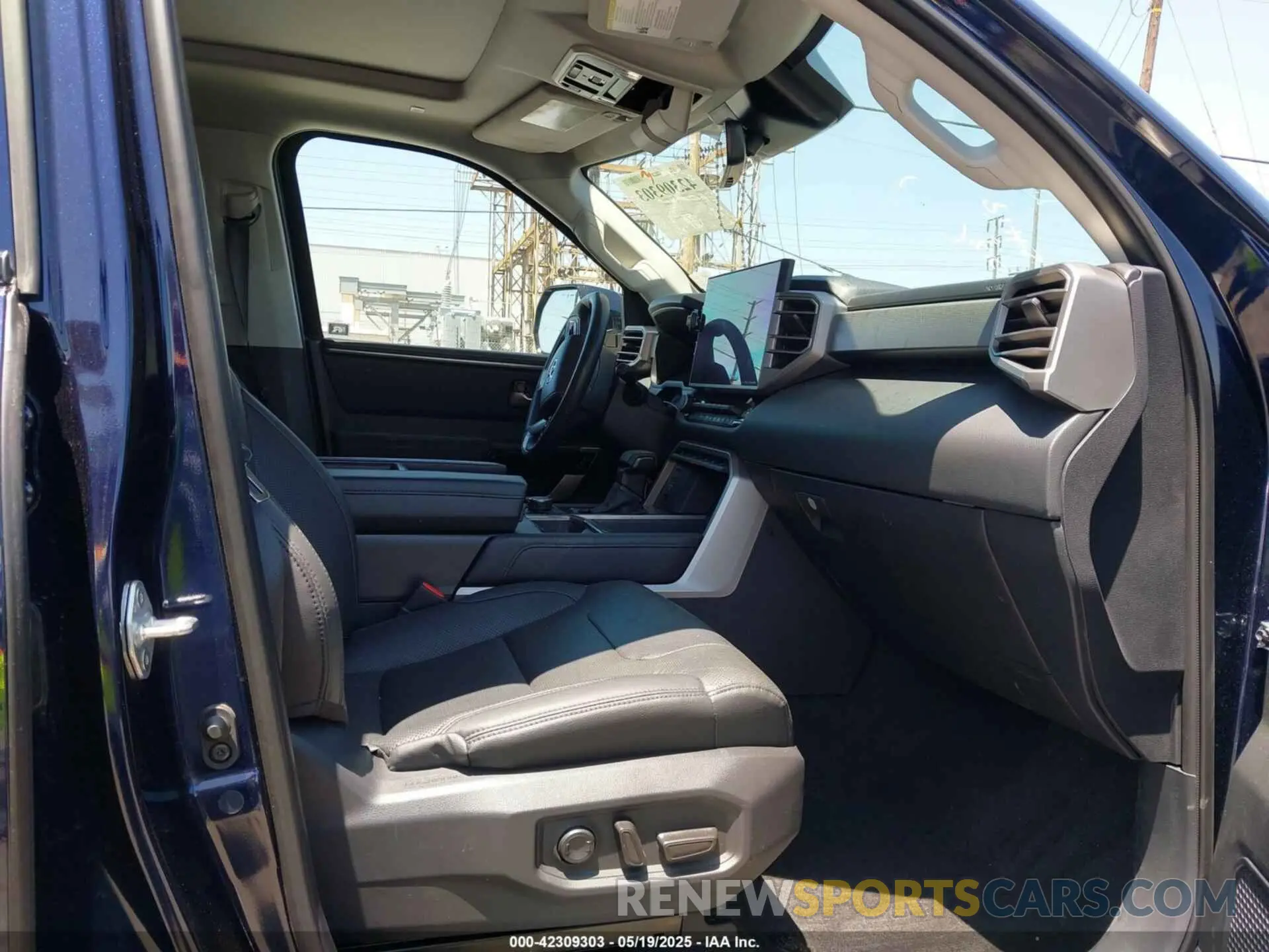 5 fotografías del automóvil dañado 5TFWC5DB3RX050518 TOYOTA TUNDRA HYBRID 2024