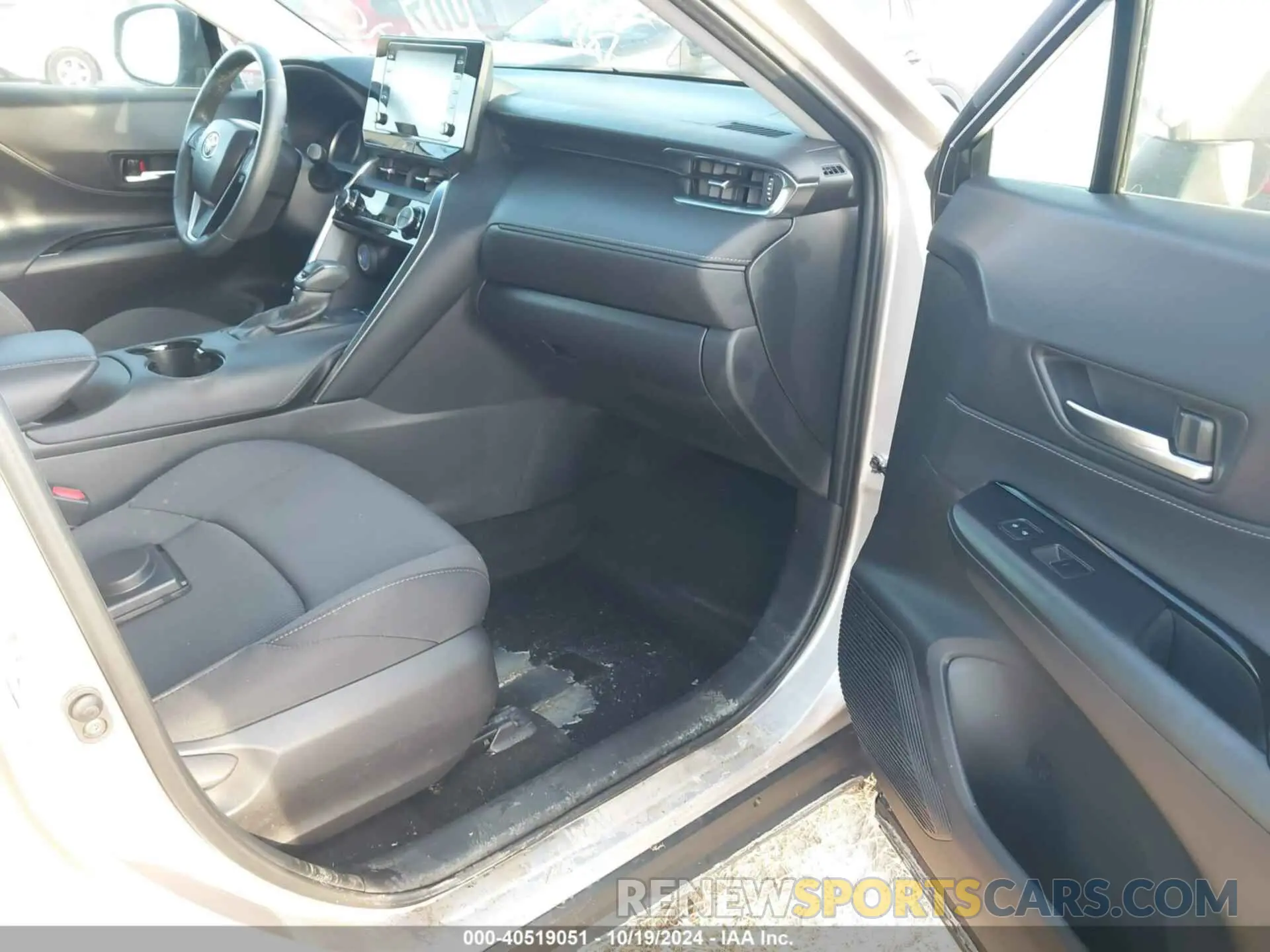 5 fotografías del automóvil dañado JTEAAAAH2MJ078092 TOYOTA VENZA 2021