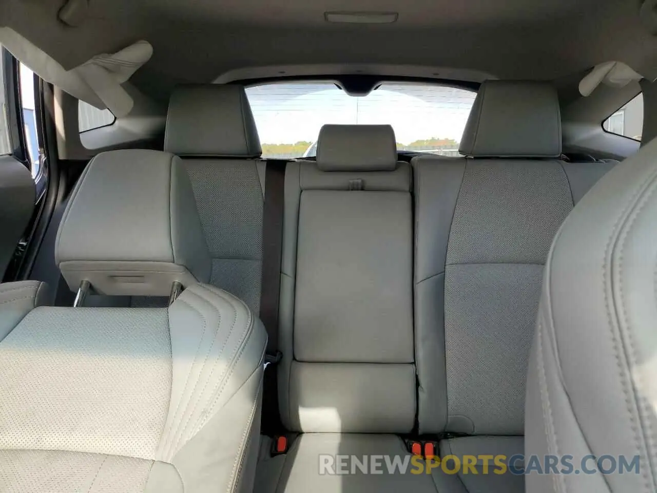 10 fotografías del automóvil dañado JTEAAAAH2MJ084863 TOYOTA VENZA 2021