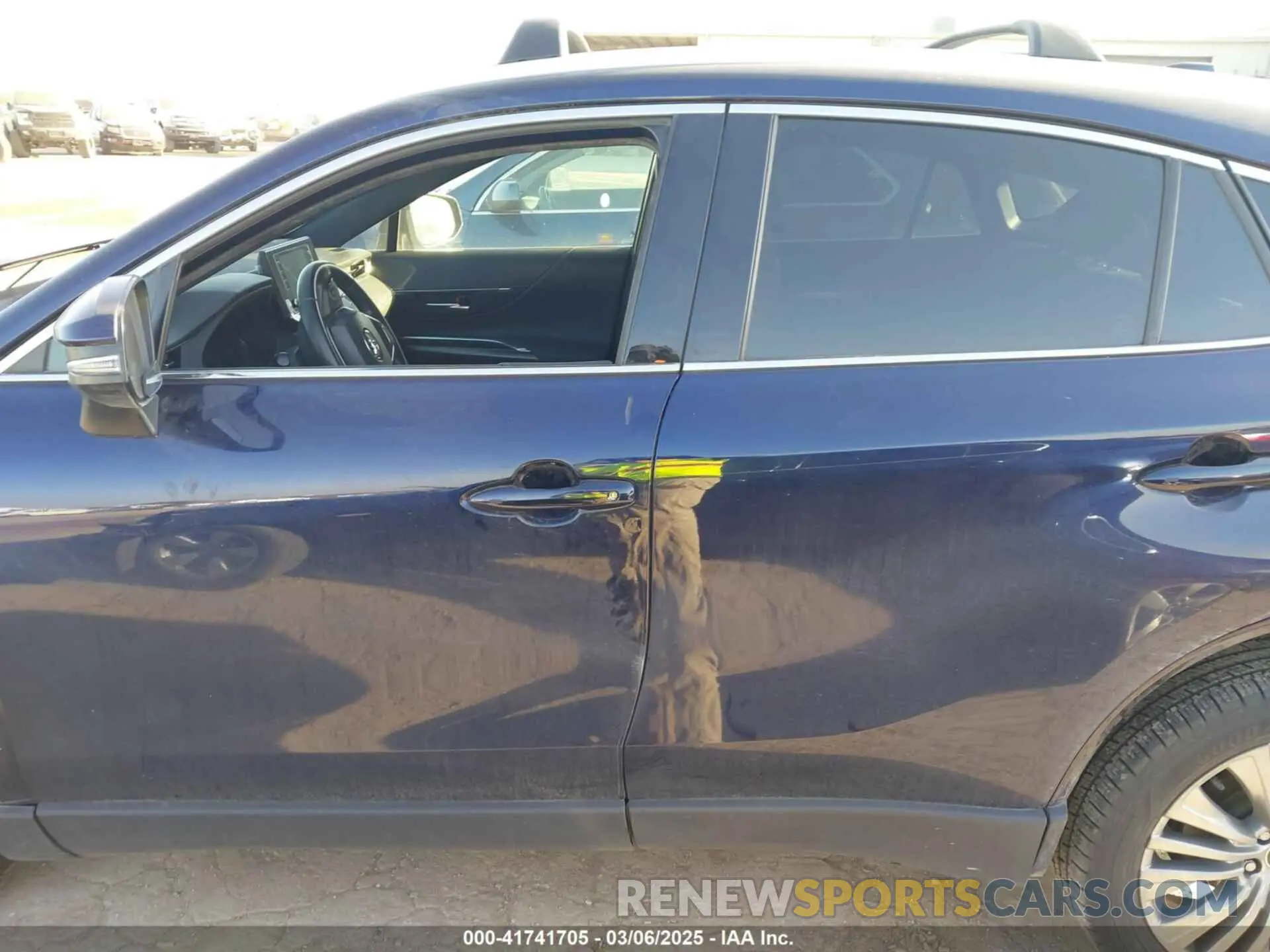 14 fotografías del automóvil dañado JTEAAAAH3MJ005992 TOYOTA VENZA 2021
