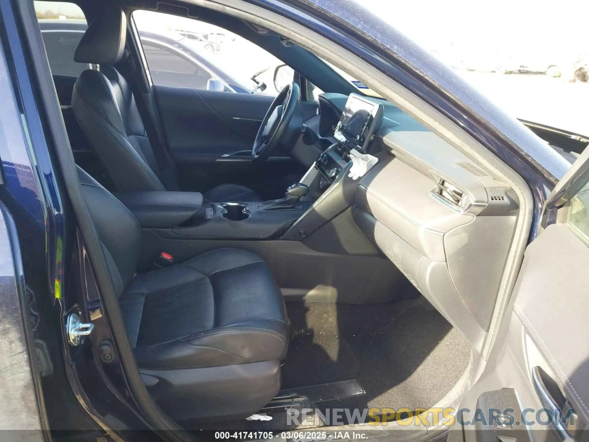 5 fotografías del automóvil dañado JTEAAAAH3MJ005992 TOYOTA VENZA 2021