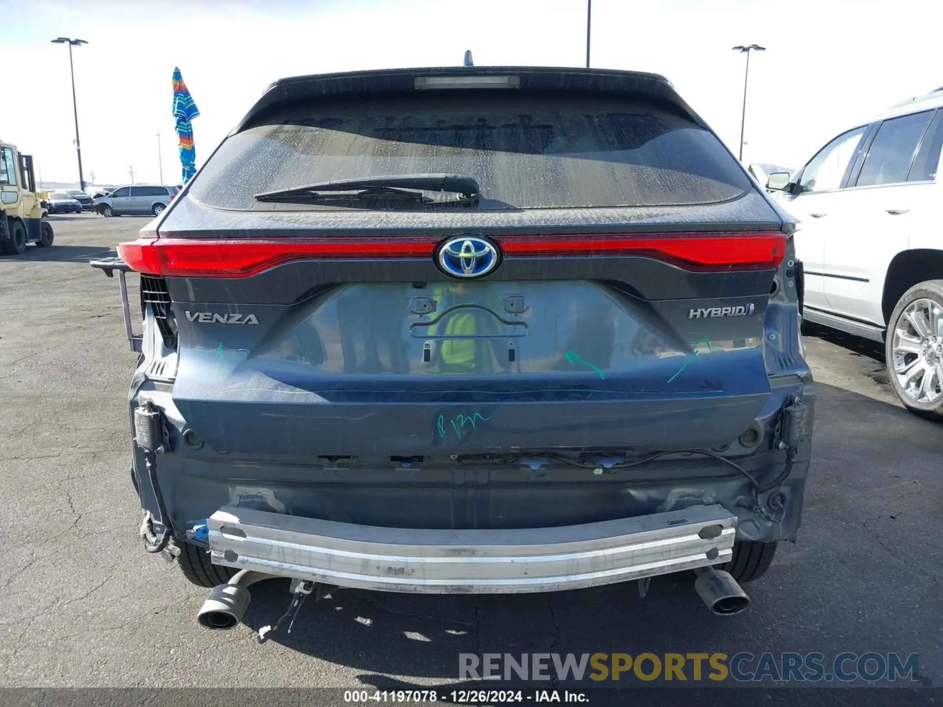 17 fotografías del automóvil dañado JTEAAAAH3MJ064220 TOYOTA VENZA 2021