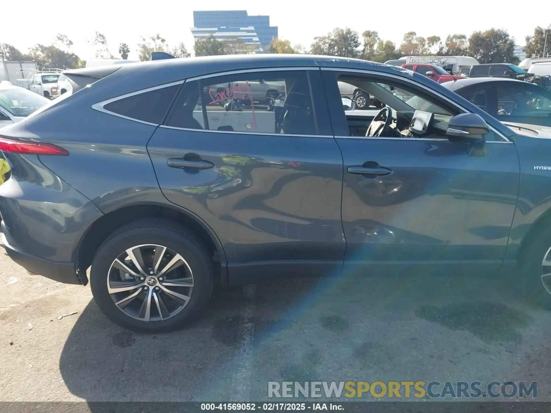 14 fotografías del automóvil dañado JTEAAAAH4MJ008044 TOYOTA VENZA 2021