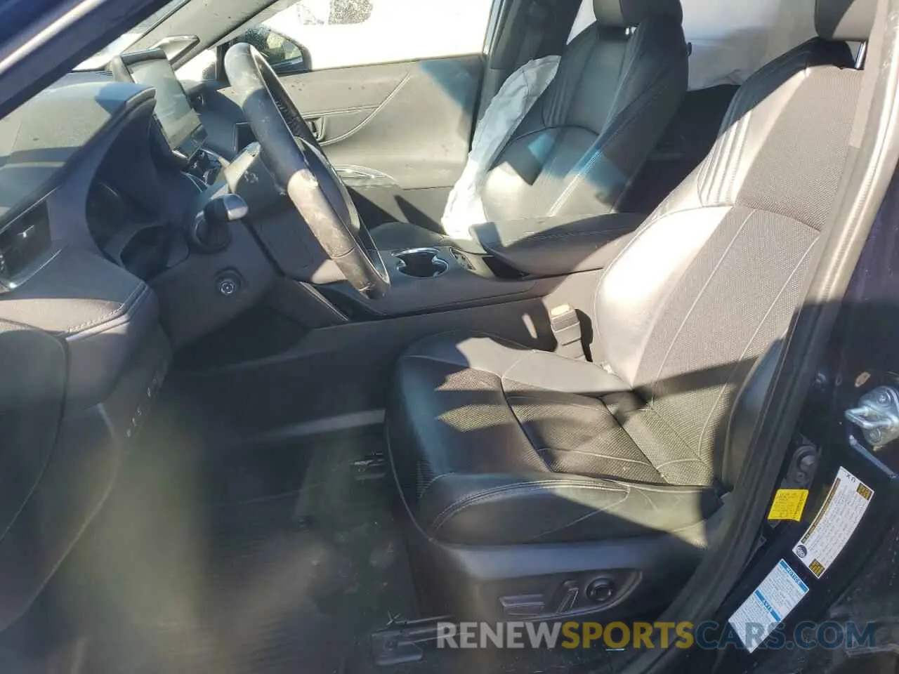 7 fotografías del automóvil dañado JTEAAAAH4MJ017360 TOYOTA VENZA 2021