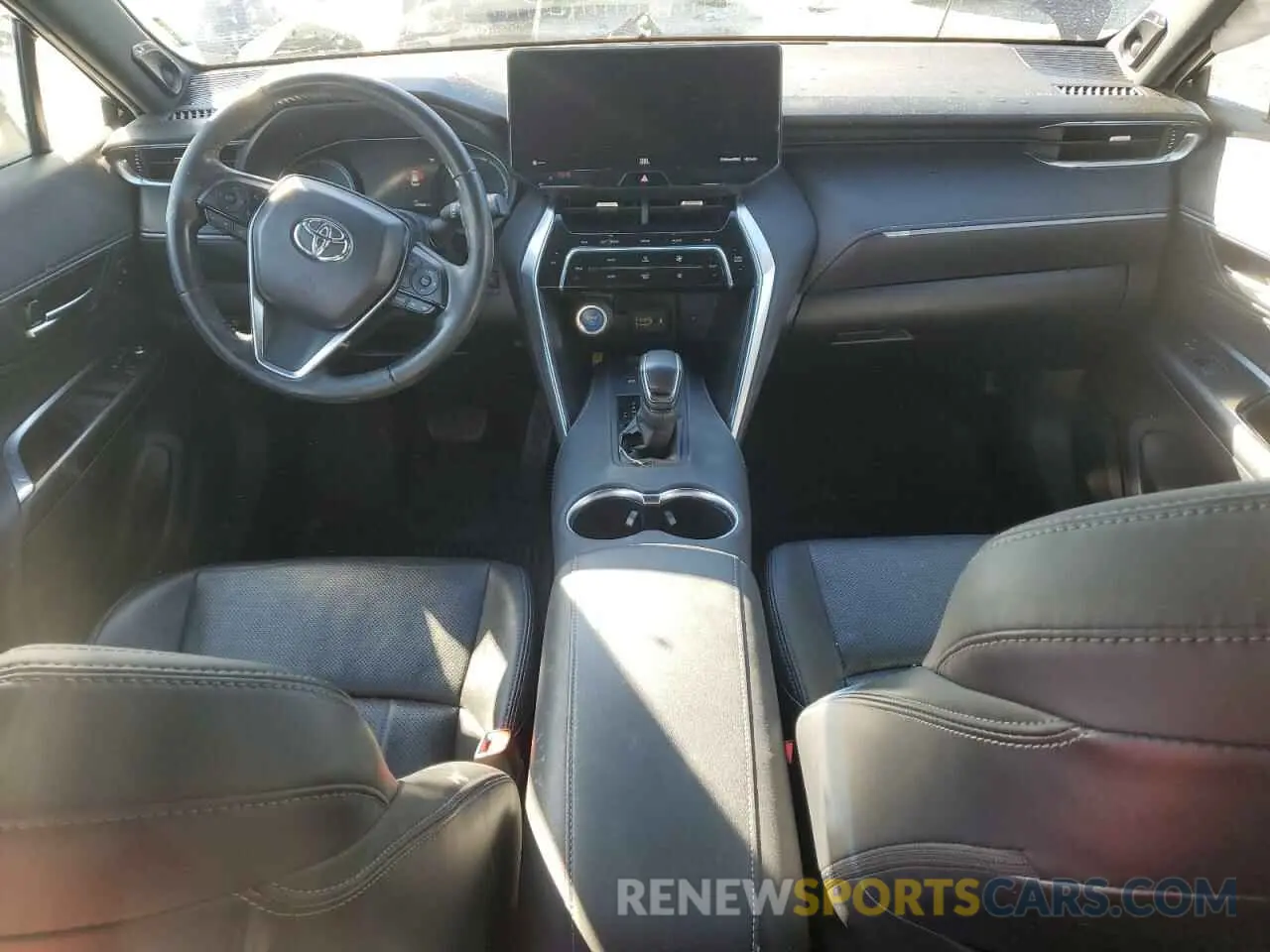8 fotografías del automóvil dañado JTEAAAAH4MJ017360 TOYOTA VENZA 2021