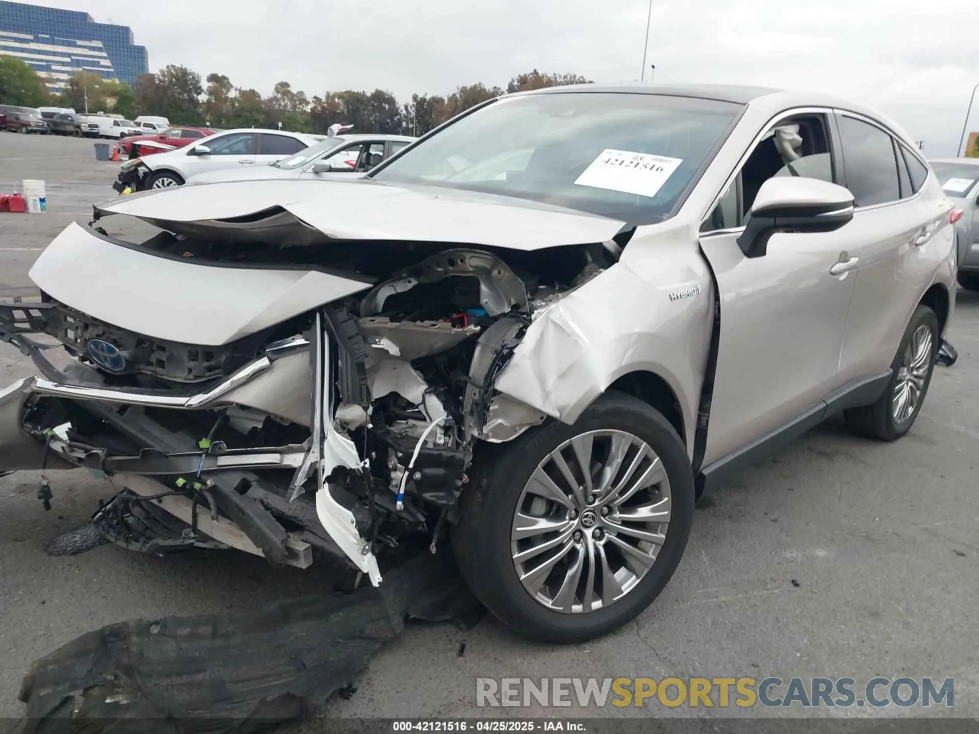 2 fotografías del automóvil dañado JTEAAAAH4MJ045675 TOYOTA VENZA 2021