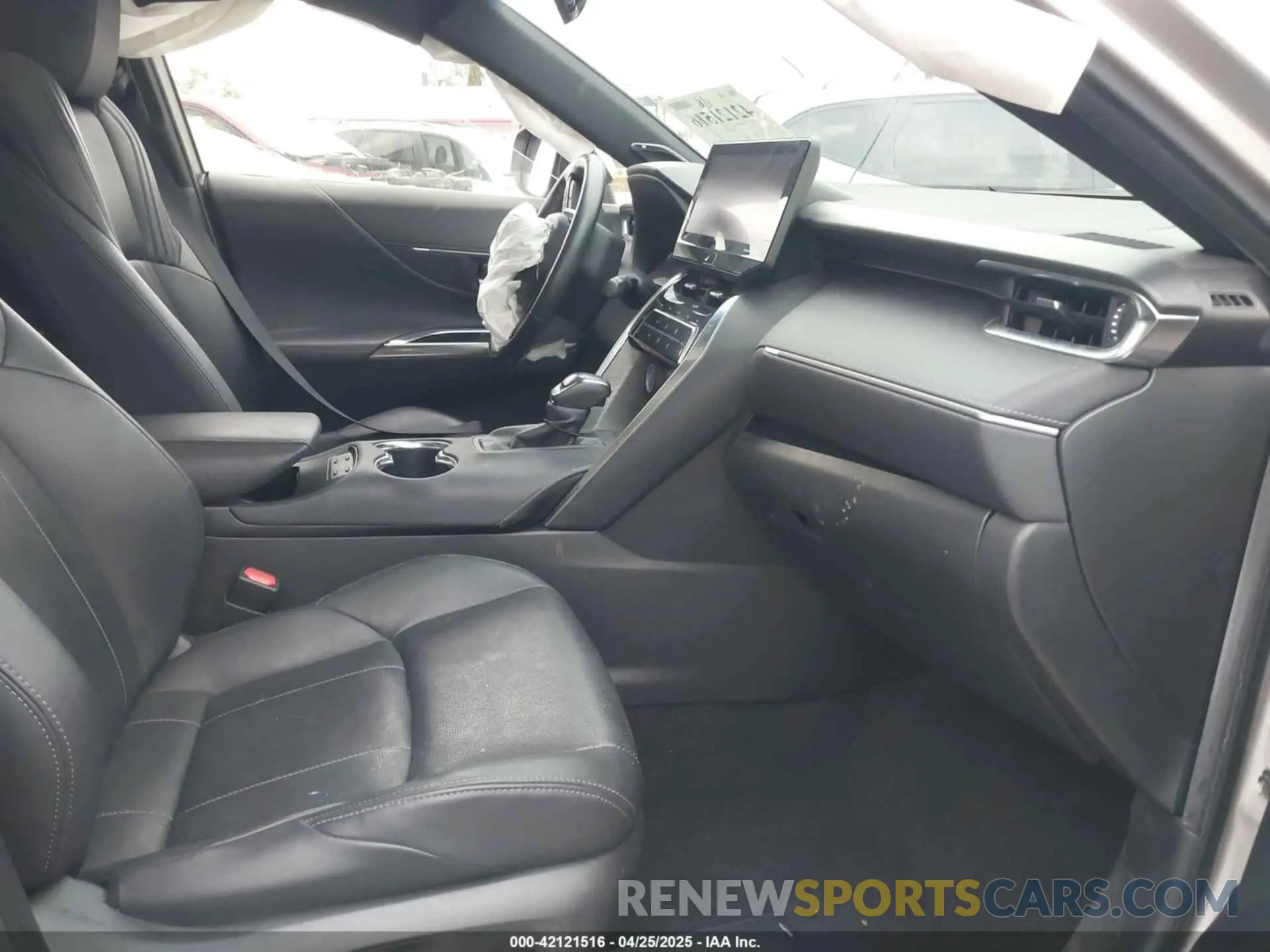 5 fotografías del automóvil dañado JTEAAAAH4MJ045675 TOYOTA VENZA 2021