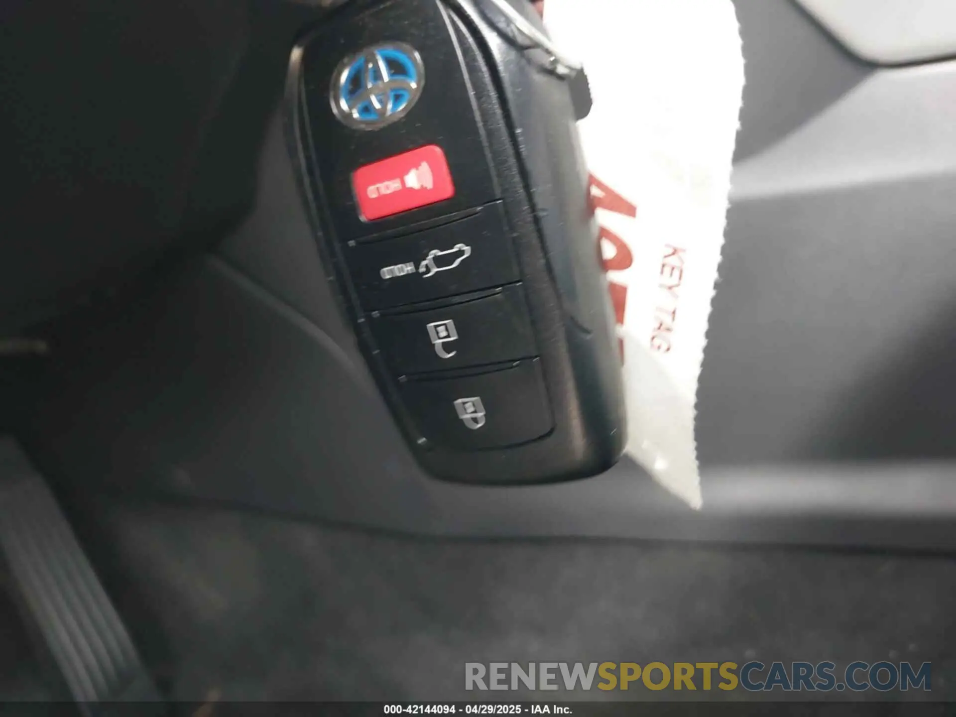 11 fotografías del automóvil dañado JTEAAAAH5MJ003354 TOYOTA VENZA 2021