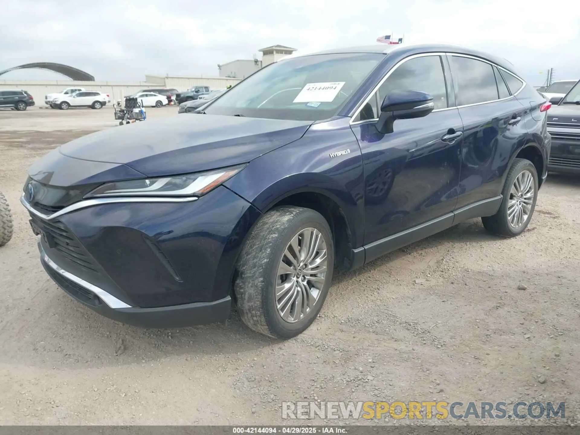 2 fotografías del automóvil dañado JTEAAAAH5MJ003354 TOYOTA VENZA 2021