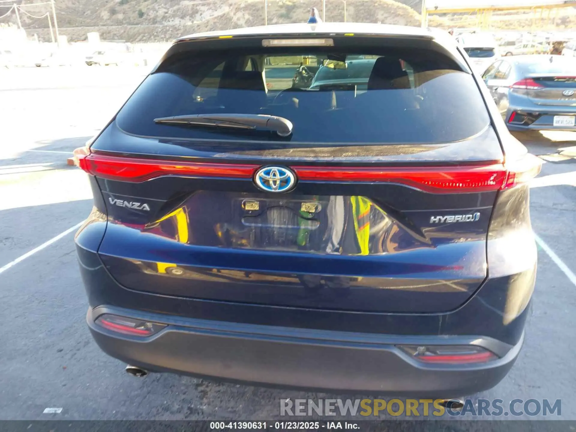 16 fotografías del automóvil dañado JTEAAAAH5MJ046771 TOYOTA VENZA 2021
