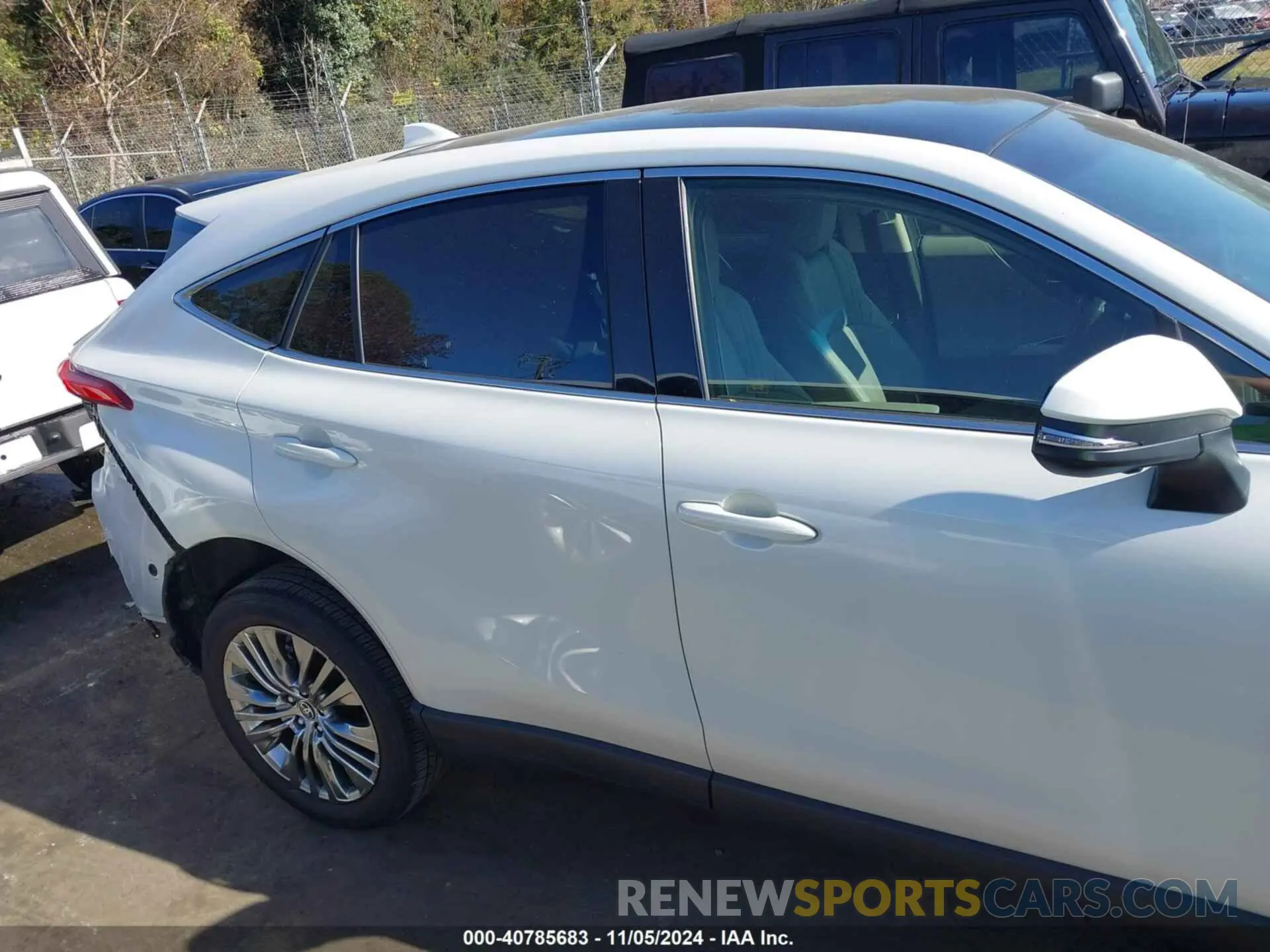 13 fotografías del automóvil dañado JTEAAAAH5MJ069452 TOYOTA VENZA 2021