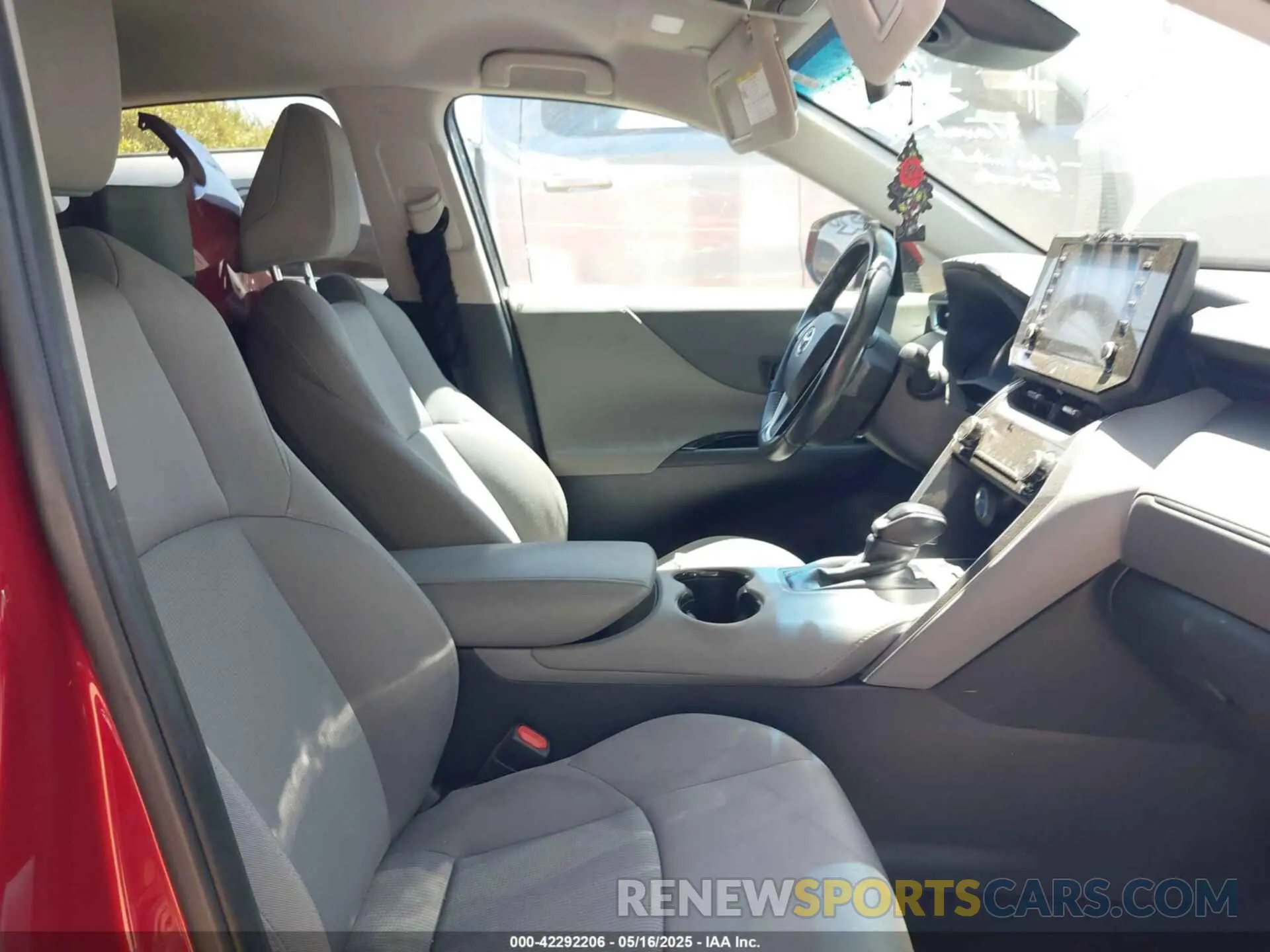 5 fotografías del automóvil dañado JTEAAAAH5MJ070861 TOYOTA VENZA 2021