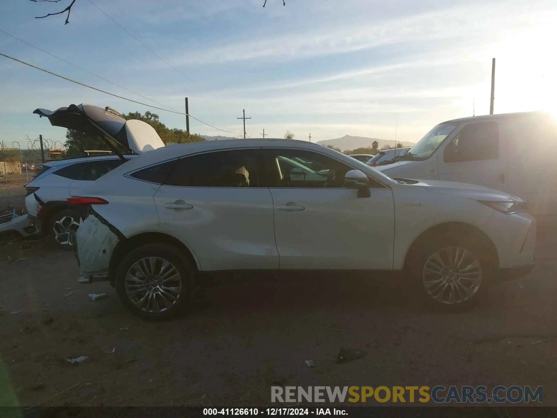 14 fotografías del automóvil dañado JTEAAAAH6MJ073915 TOYOTA VENZA 2021