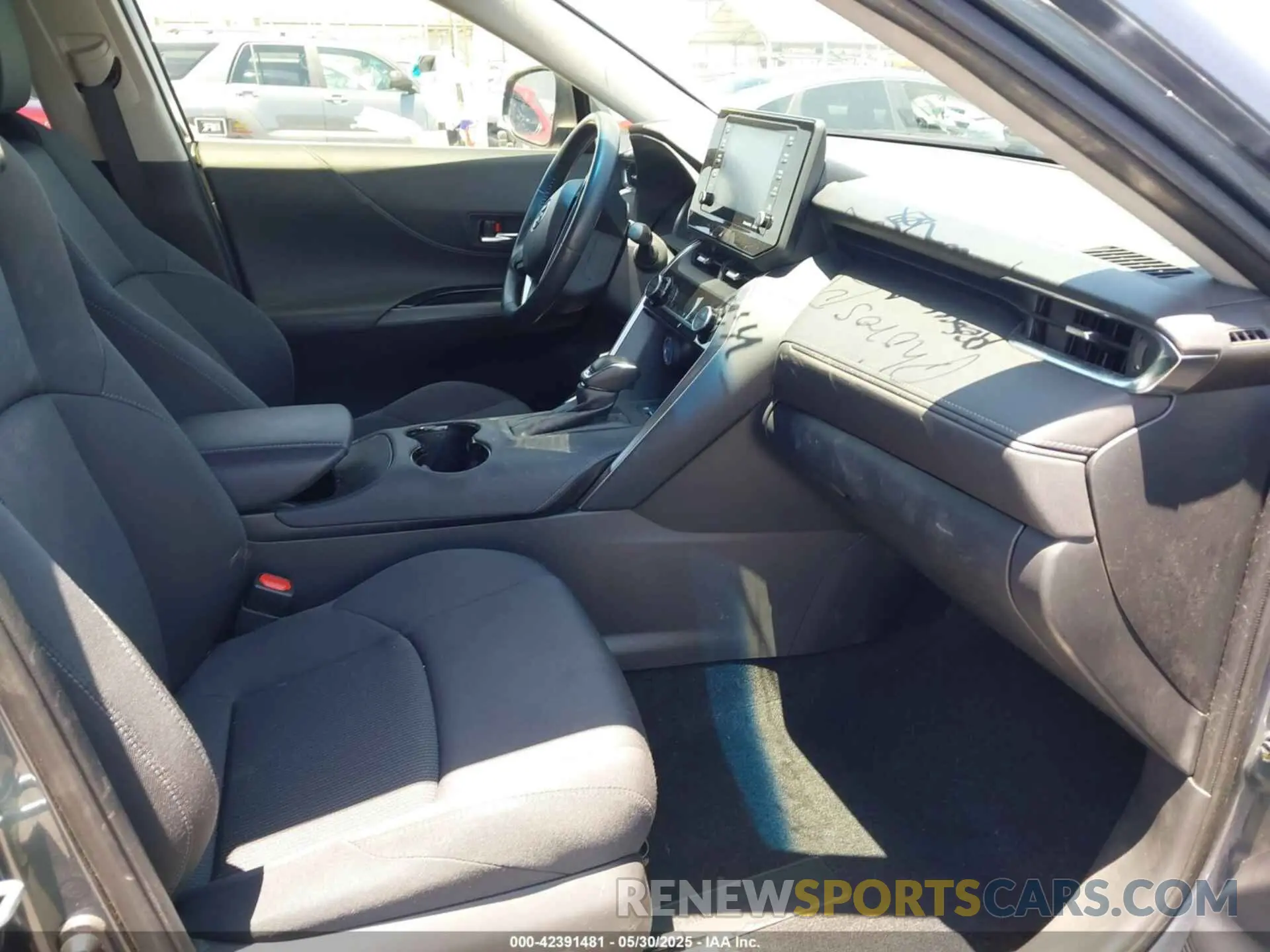 5 fotografías del automóvil dañado JTEAAAAH6MJ078452 TOYOTA VENZA 2021