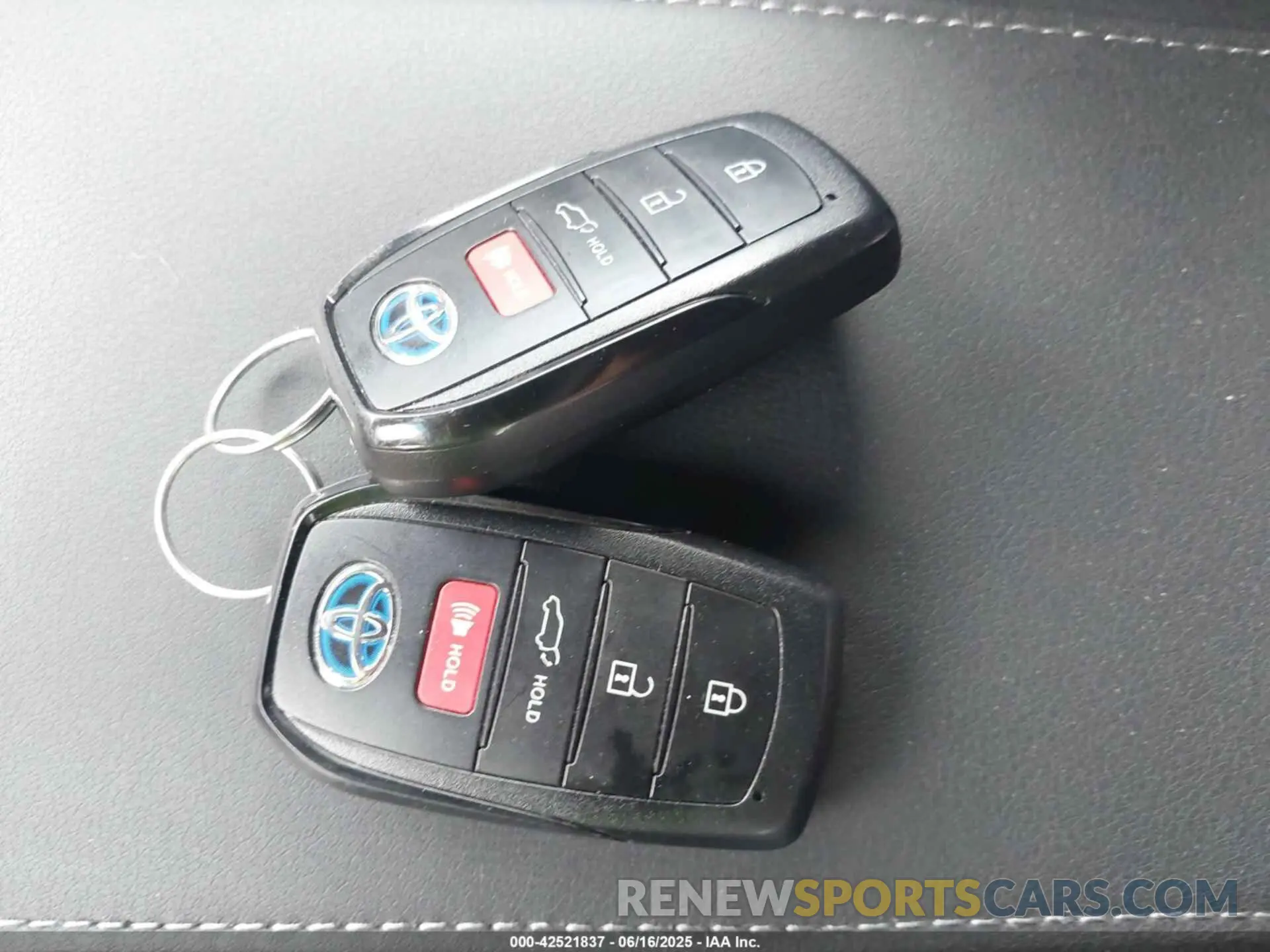 11 fotografías del automóvil dañado JTEAAAAH6MJ084199 TOYOTA VENZA 2021