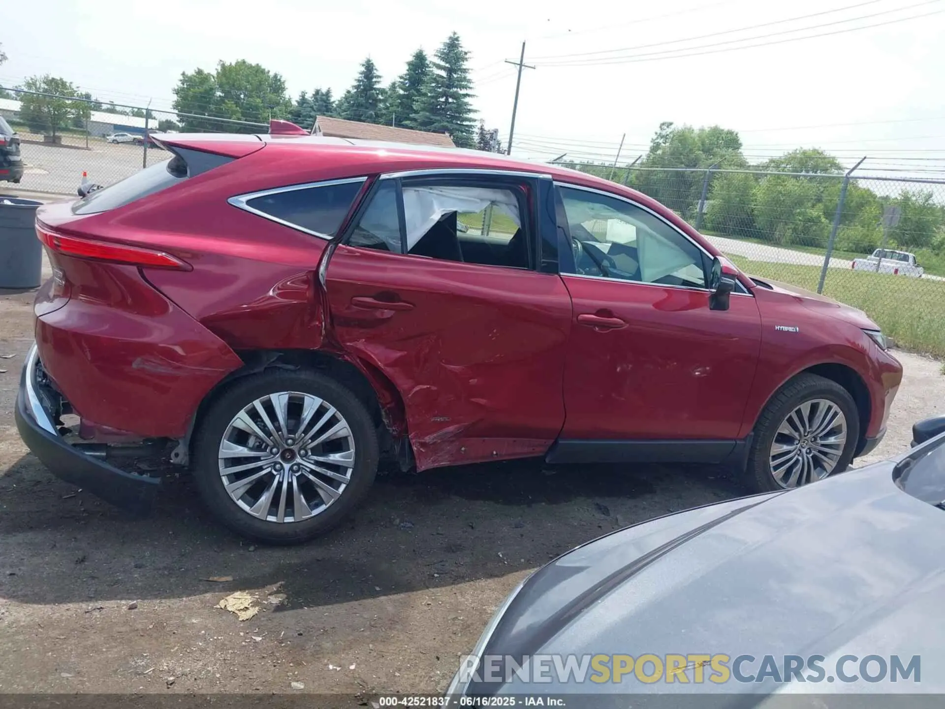 13 fotografías del automóvil dañado JTEAAAAH6MJ084199 TOYOTA VENZA 2021