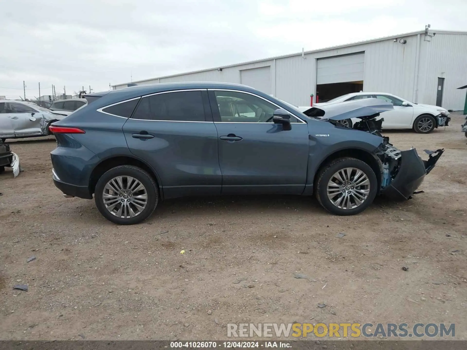 13 fotografías del automóvil dañado JTEAAAAH7MJ057514 TOYOTA VENZA 2021
