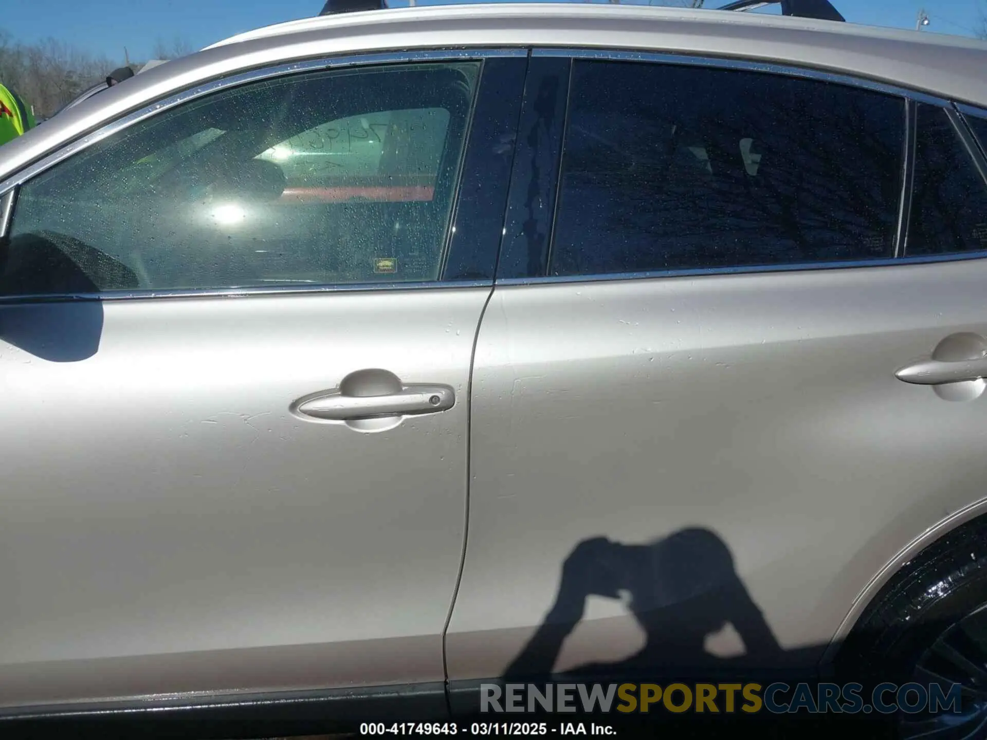 14 fotografías del automóvil dañado JTEAAAAH7MJ080369 TOYOTA VENZA 2021