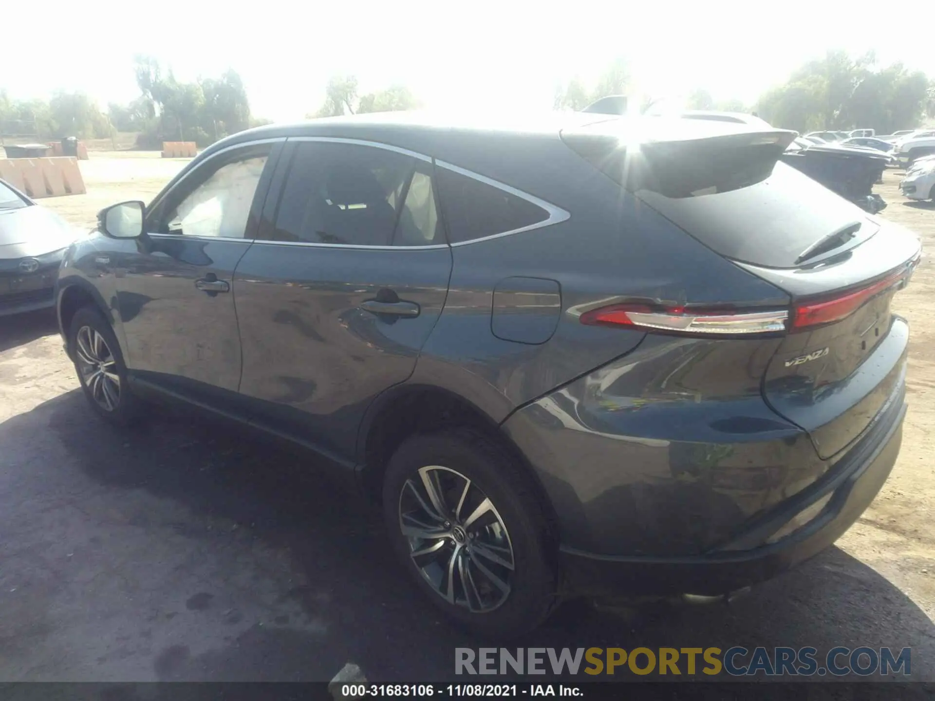 3 fotografías del automóvil dañado JTEAAAAH8MJ065668 TOYOTA VENZA 2021