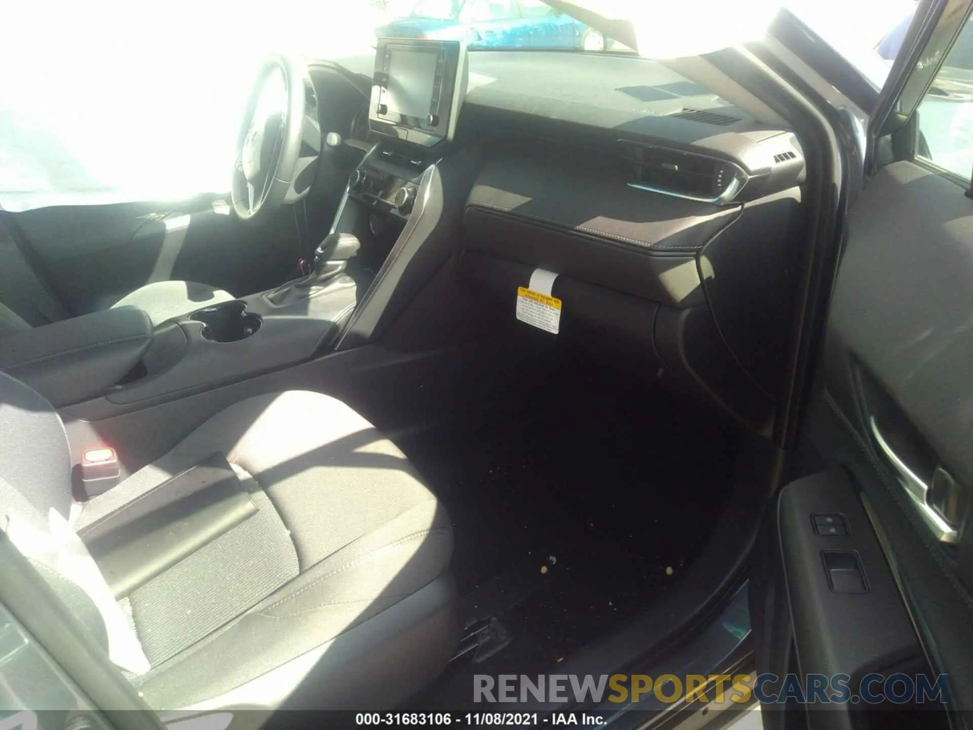 5 fotografías del automóvil dañado JTEAAAAH8MJ065668 TOYOTA VENZA 2021