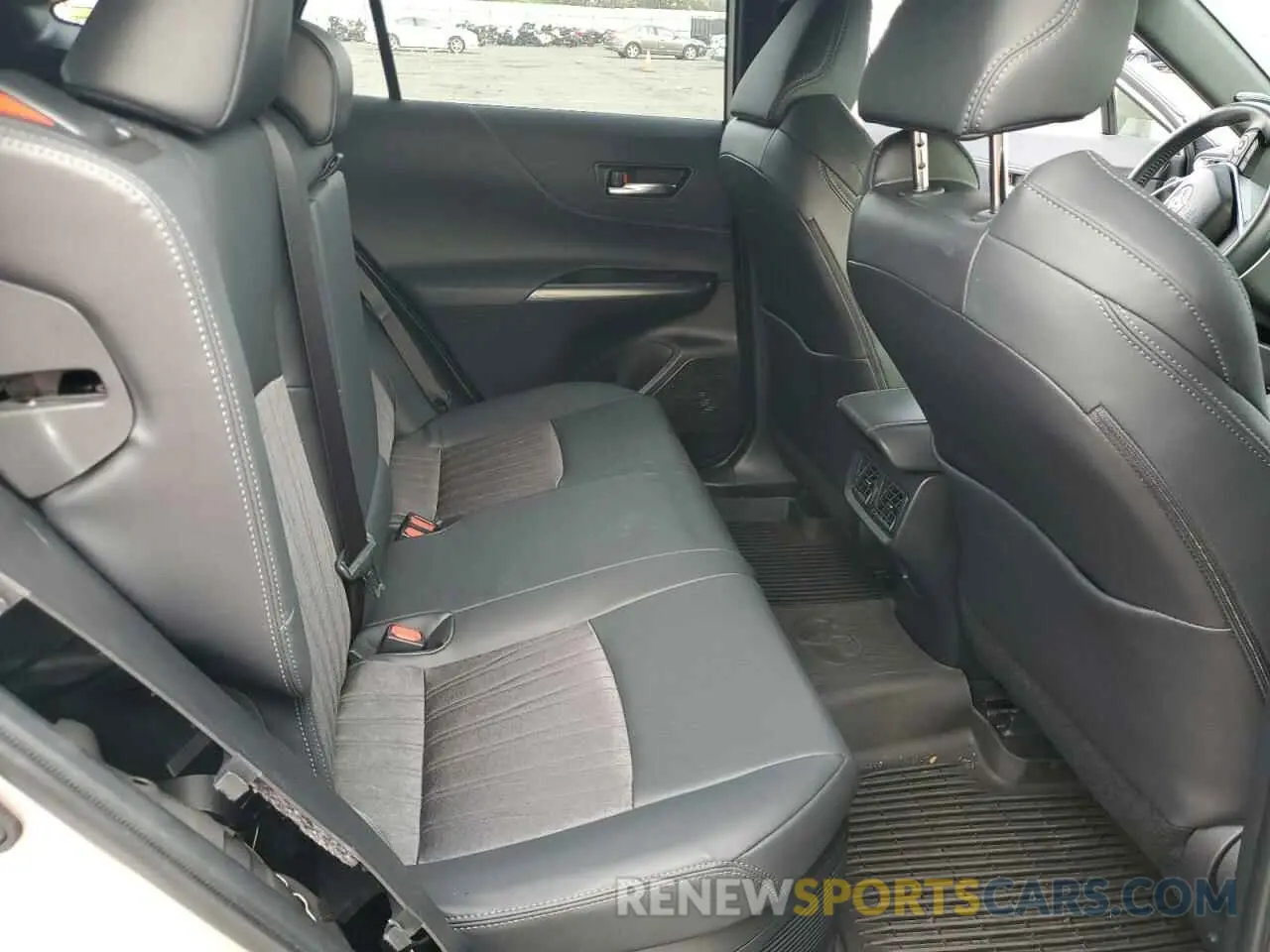 11 fotografías del automóvil dañado JTEAAAAH8MJ077643 TOYOTA VENZA 2021