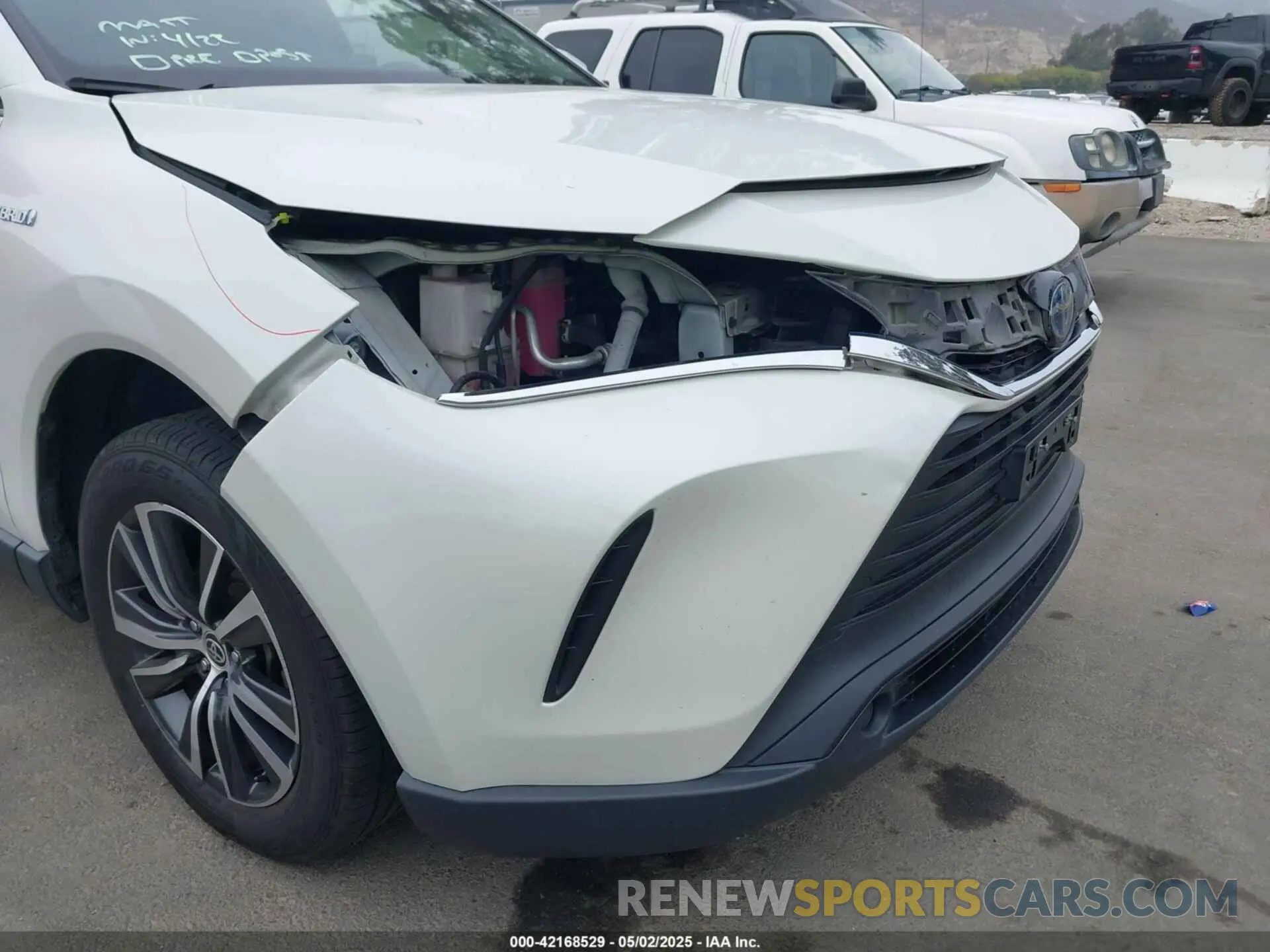 19 fotografías del automóvil dañado JTEAAAAH9MJ053383 TOYOTA VENZA 2021