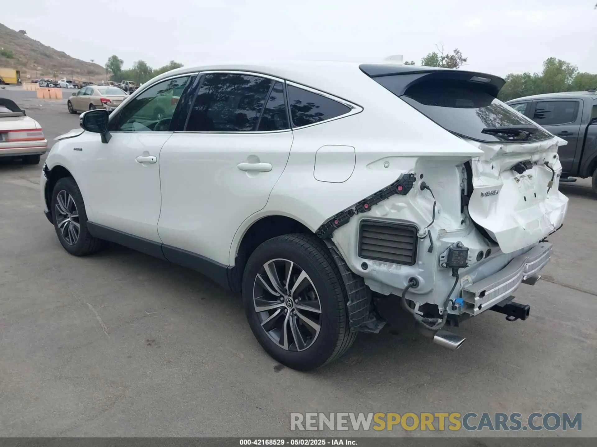 3 fotografías del automóvil dañado JTEAAAAH9MJ053383 TOYOTA VENZA 2021