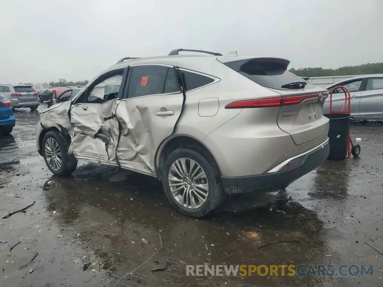 2 fotografías del automóvil dañado JTEAAAAH9MJ083340 TOYOTA VENZA 2021