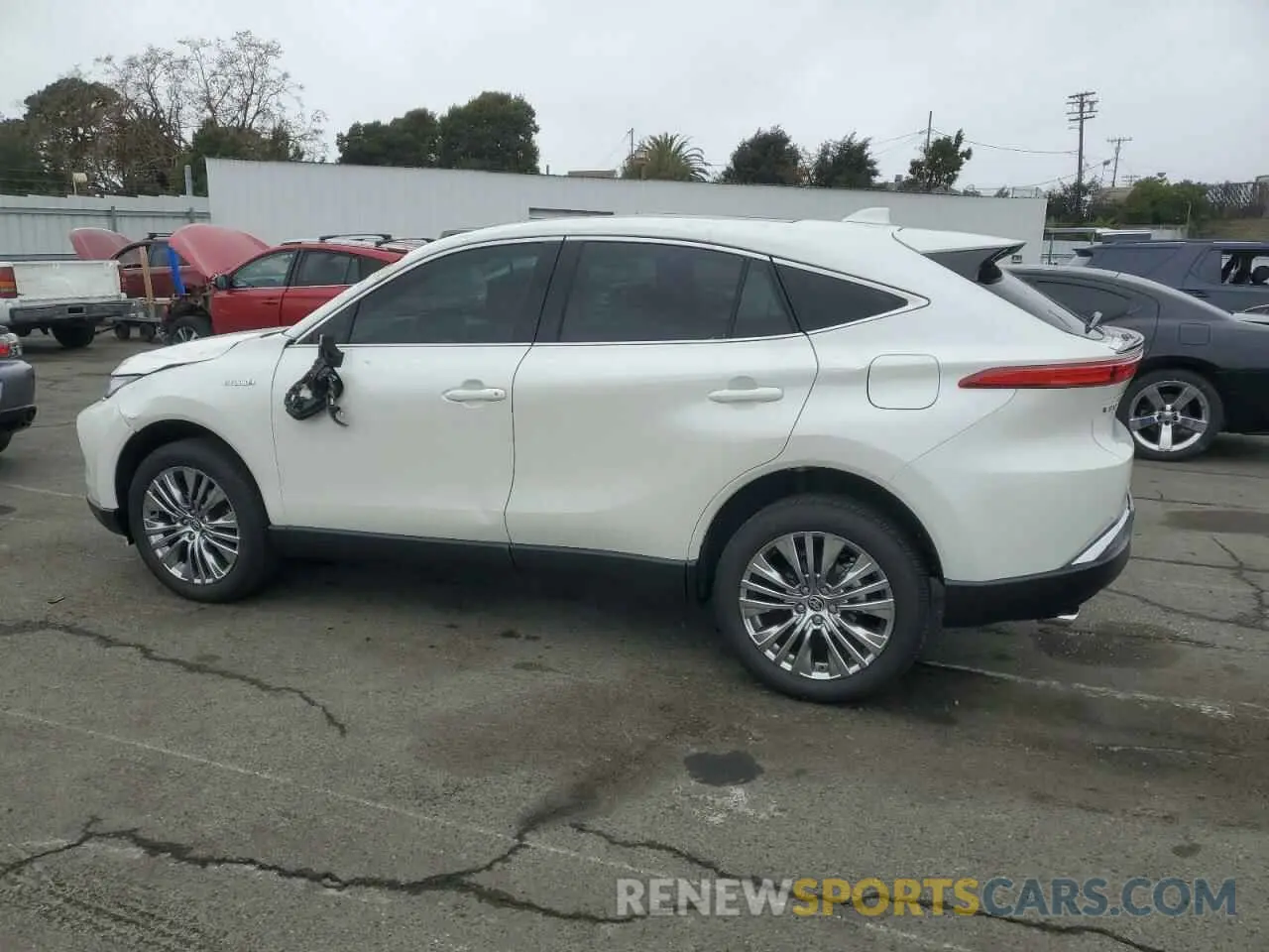 2 fotografías del automóvil dañado JTEAAAAHXMJ033000 TOYOTA VENZA 2021