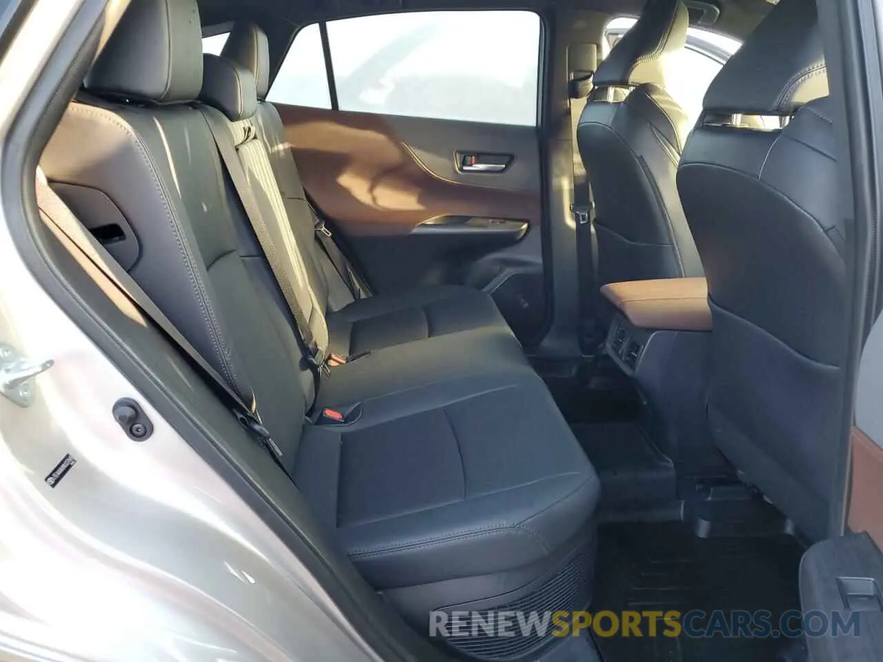 6 fotografías del automóvil dañado JTEAAAAHXMJ037645 TOYOTA VENZA 2021