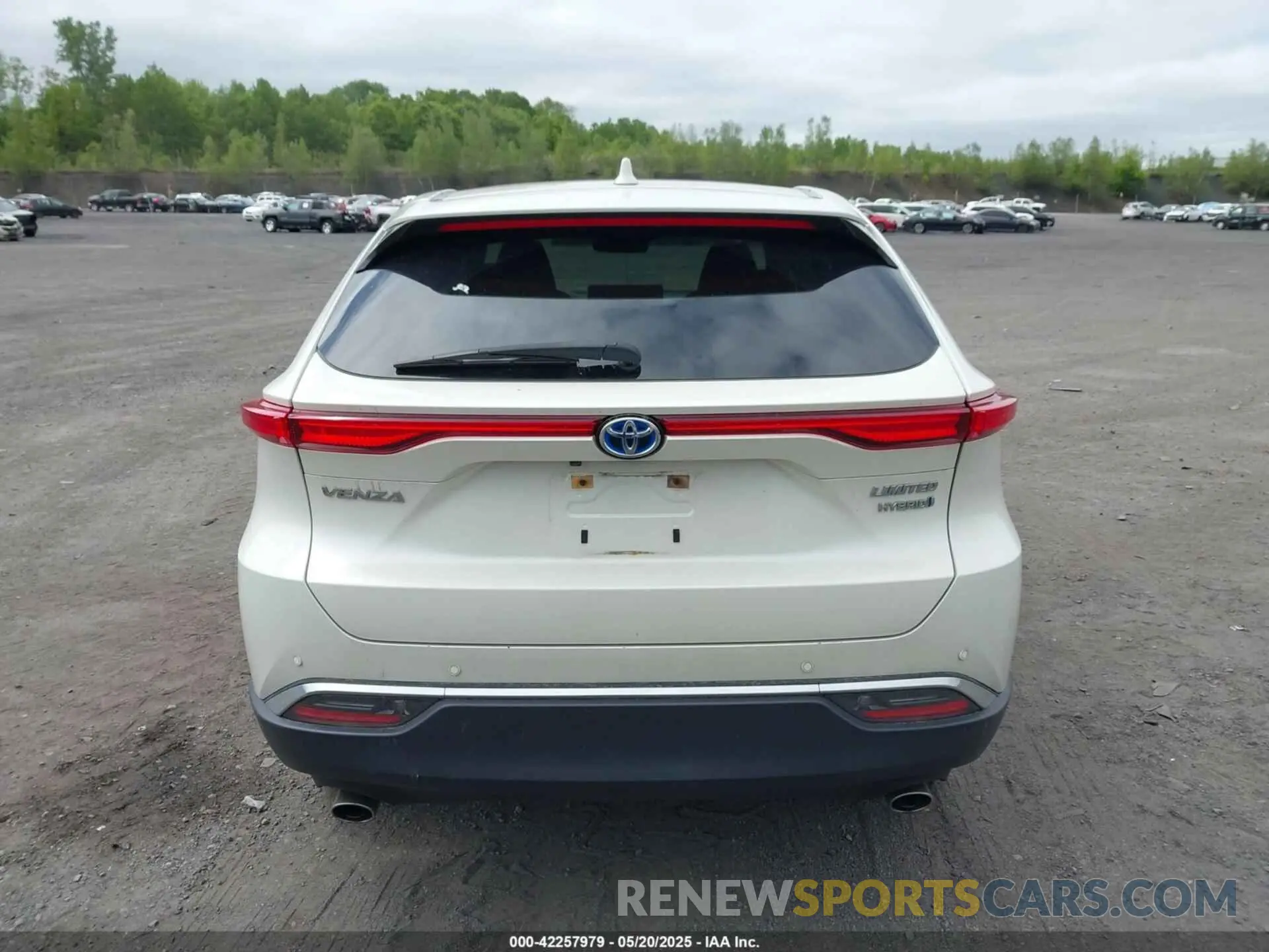 16 fotografías del automóvil dañado JTEAAAAHXMJ068829 TOYOTA VENZA 2021