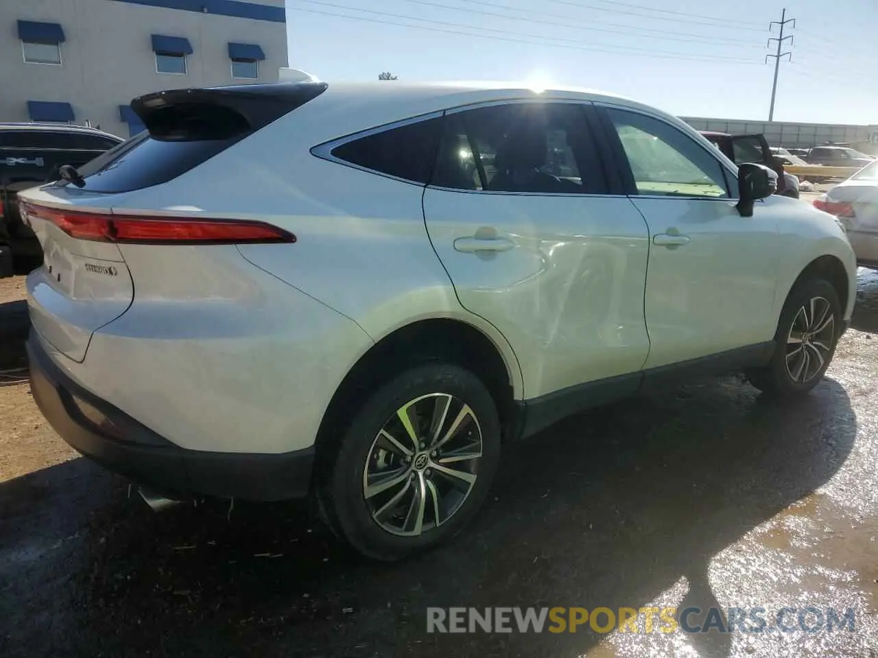 3 fotografías del automóvil dañado JTEAAAAH0NJ103931 TOYOTA VENZA 2022