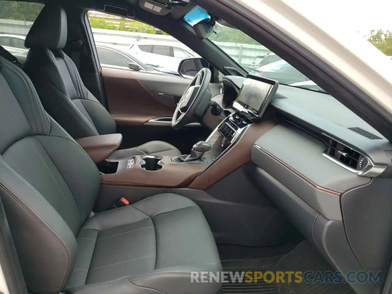5 fotografías del automóvil dañado JTEAAAAH1NJ087402 TOYOTA VENZA 2022