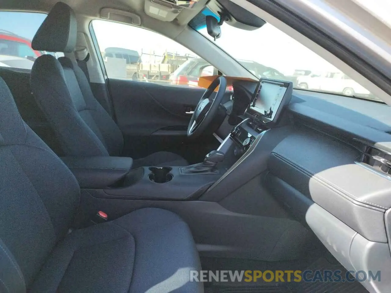 5 fotografías del automóvil dañado JTEAAAAH1NJ093765 TOYOTA VENZA 2022