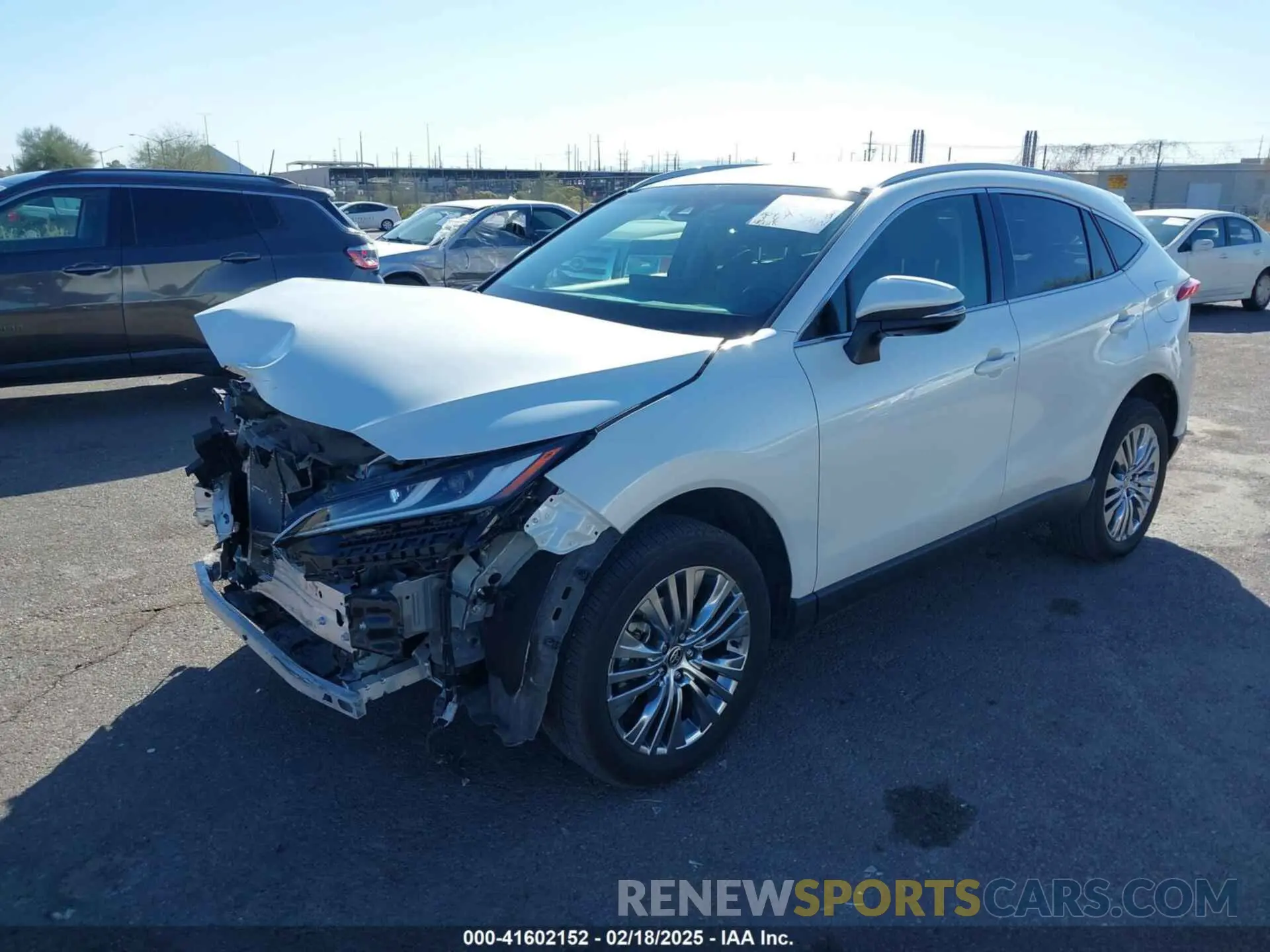 2 fotografías del automóvil dañado JTEAAAAH1NJ110449 TOYOTA VENZA 2022