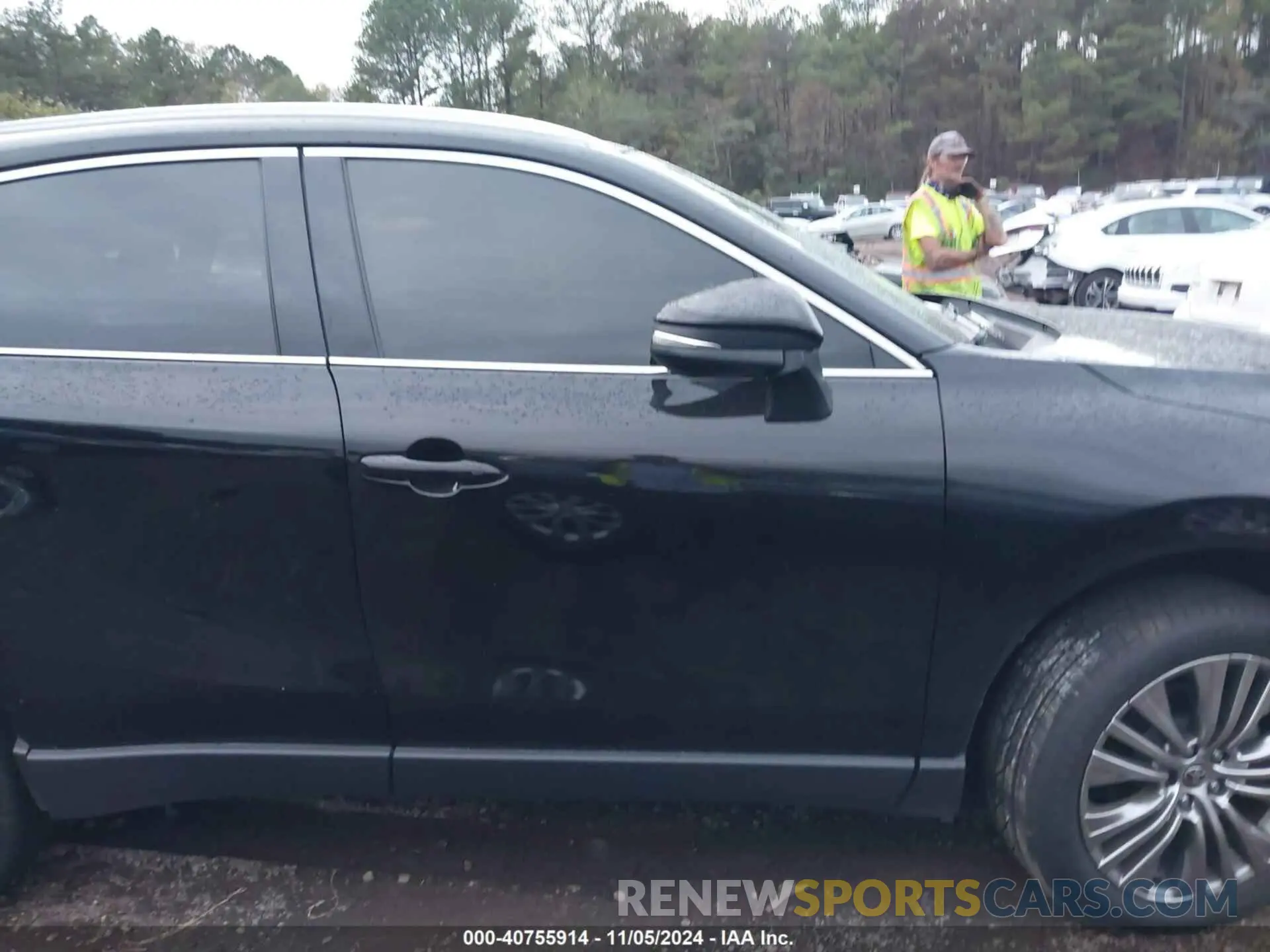 13 fotografías del automóvil dañado JTEAAAAH3NJ092312 TOYOTA VENZA 2022