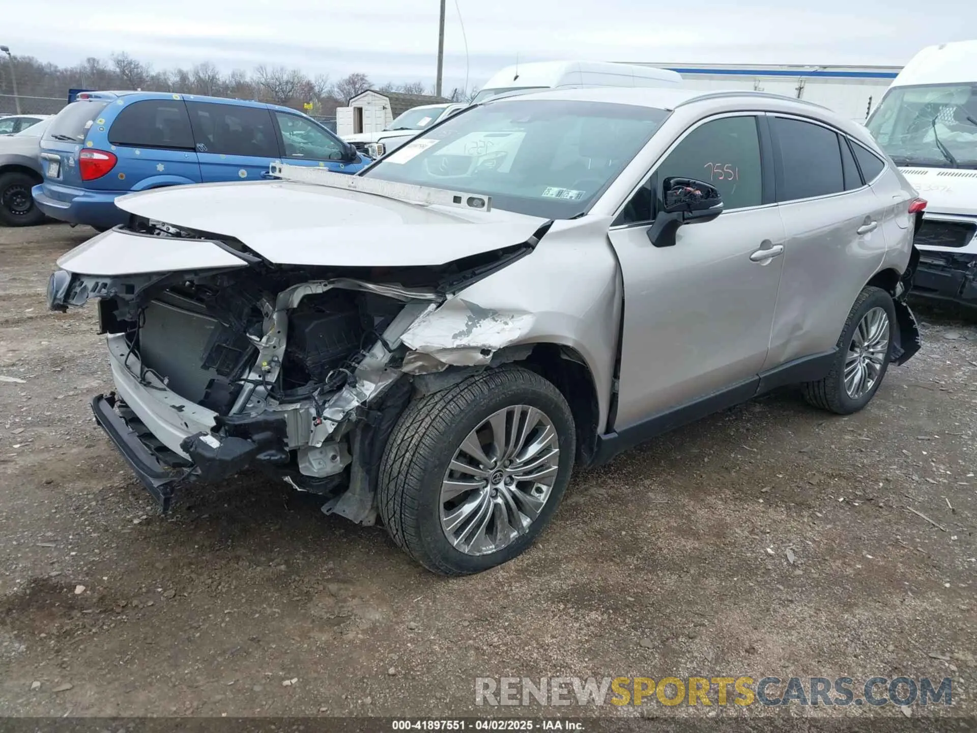 2 fotografías del automóvil dañado JTEAAAAH3NJ114681 TOYOTA VENZA 2022