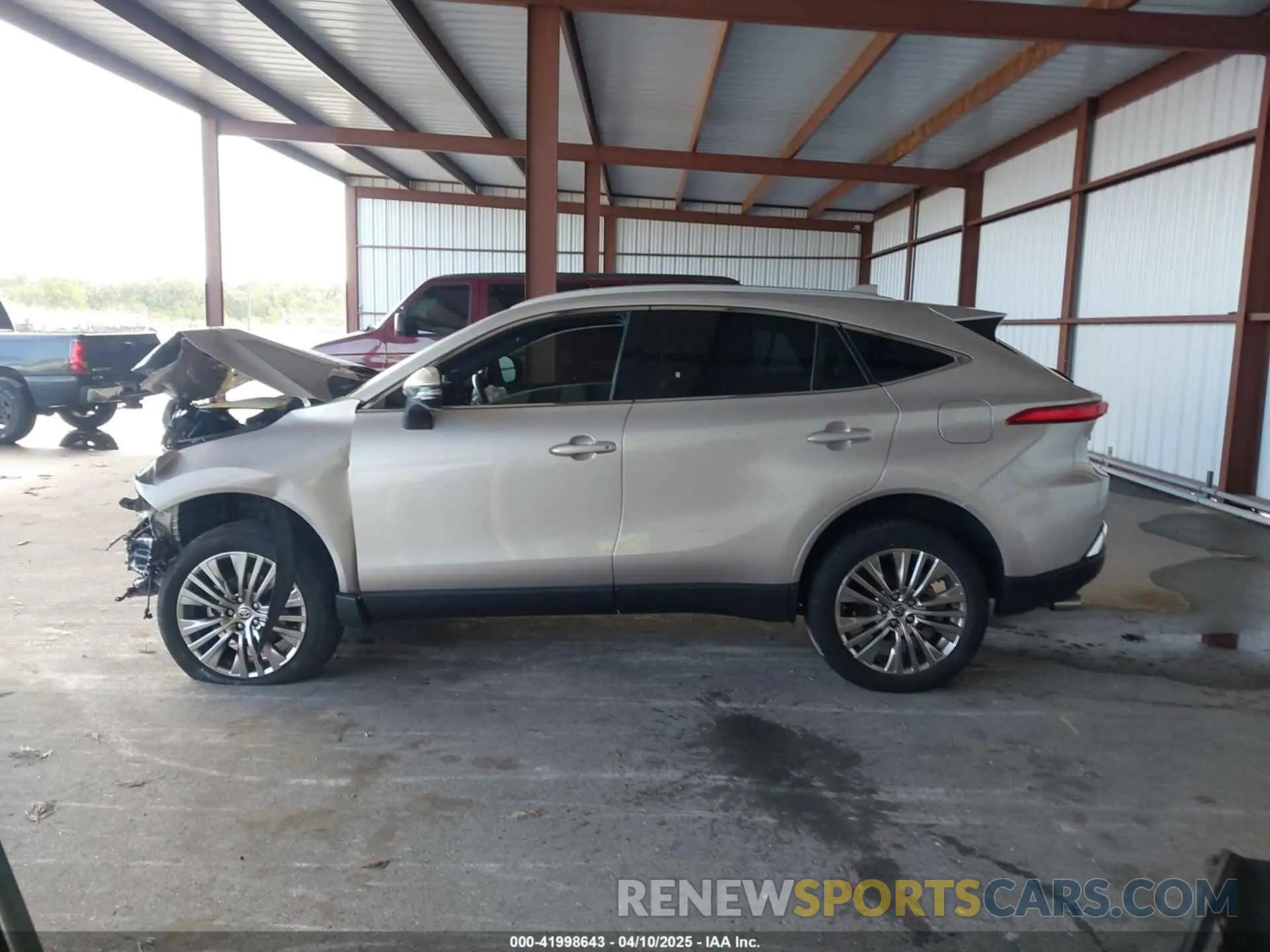13 fotografías del automóvil dañado JTEAAAAH3NJ116253 TOYOTA VENZA 2022
