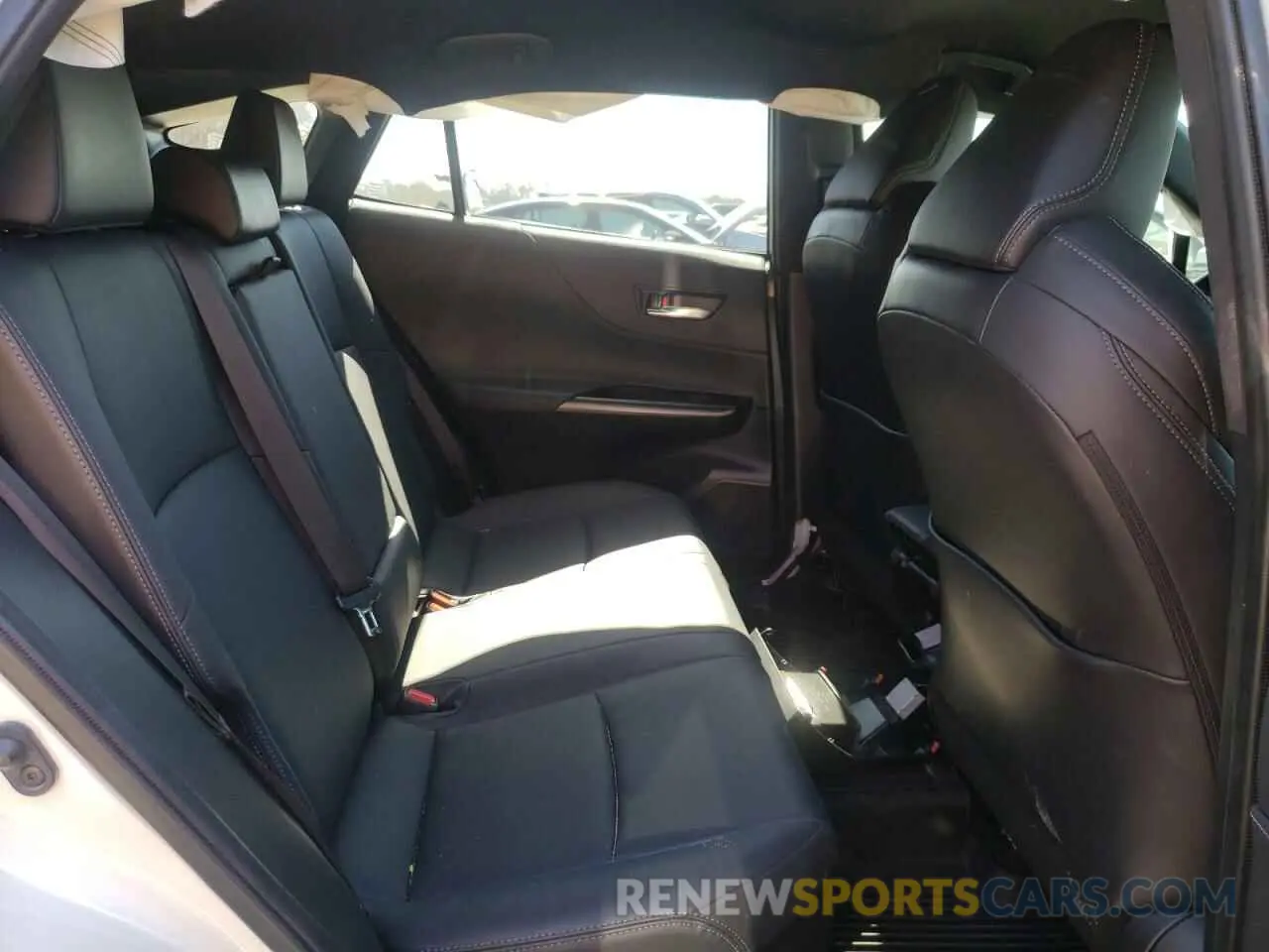 11 fotografías del automóvil dañado JTEAAAAH4NJ099849 TOYOTA VENZA 2022