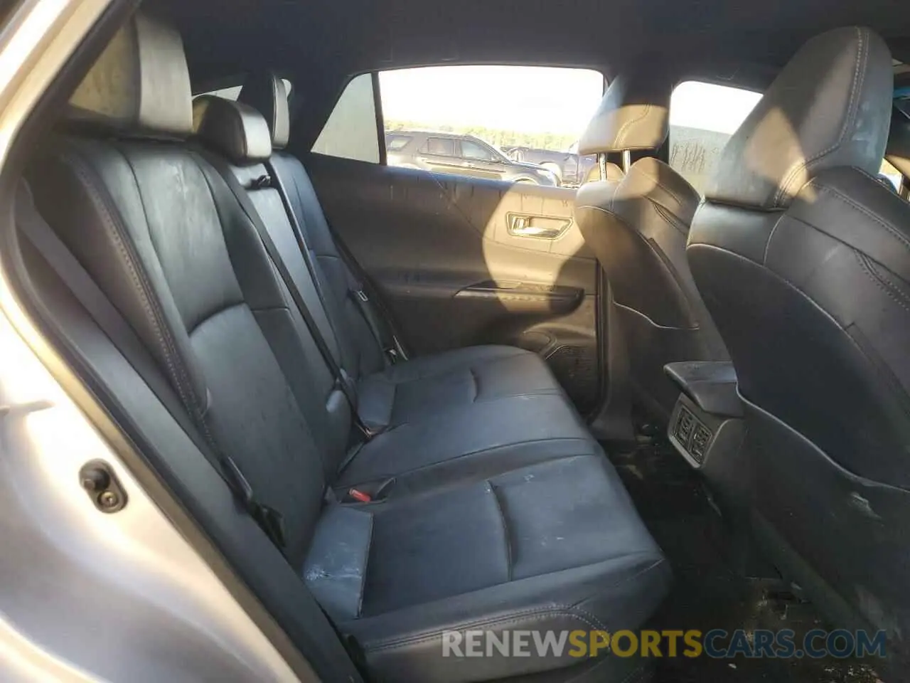 11 fotografías del automóvil dañado JTEAAAAH4NJ114589 TOYOTA VENZA 2022