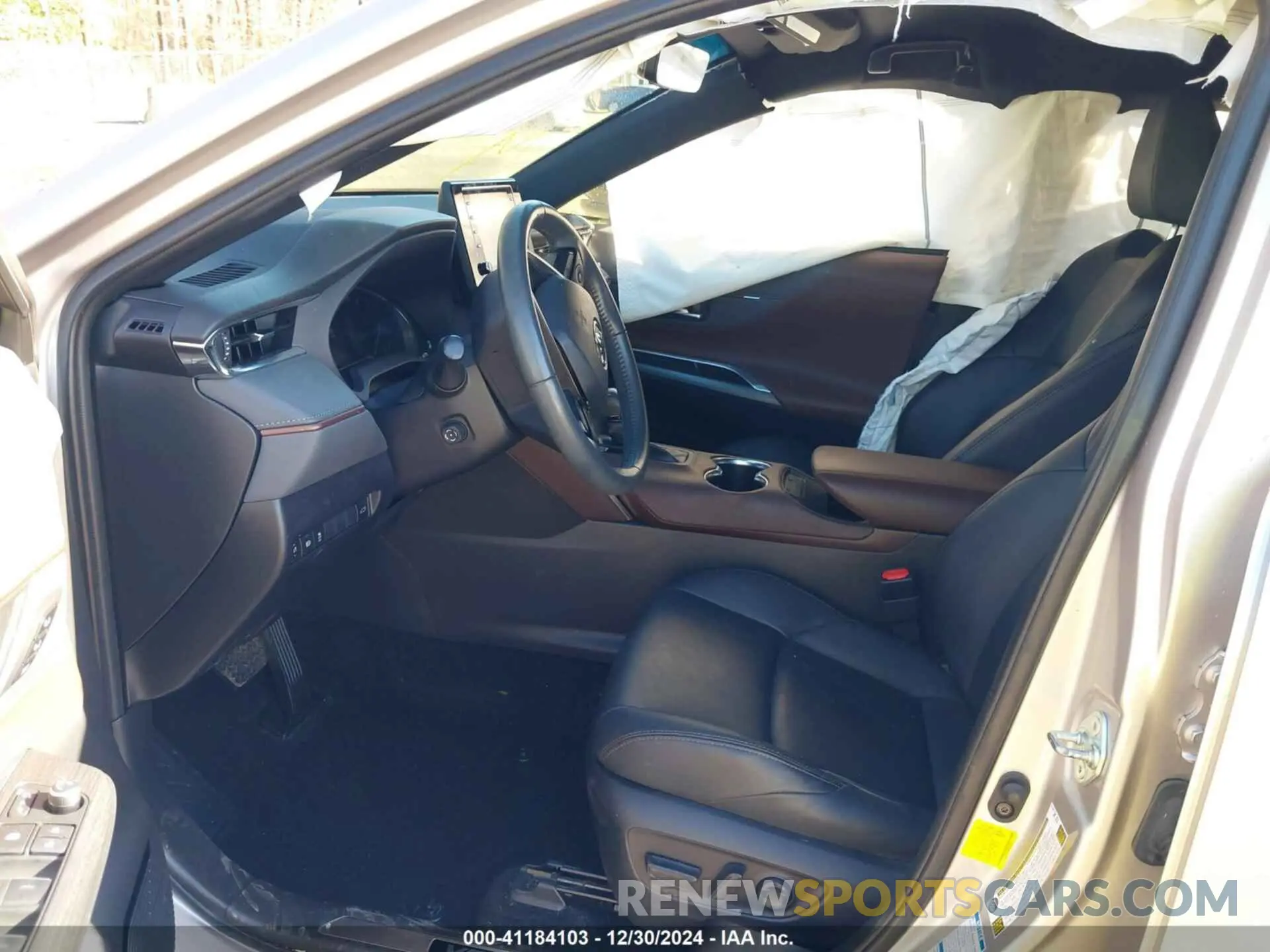 5 fotografías del automóvil dañado JTEAAAAH5NJ102810 TOYOTA VENZA 2022