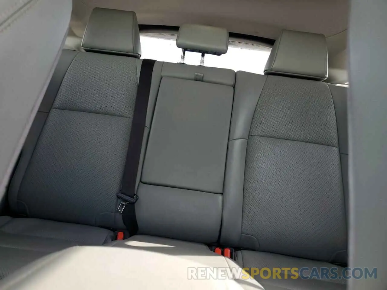 10 fotografías del automóvil dañado JTEAAAAH6NJ107417 TOYOTA VENZA 2022