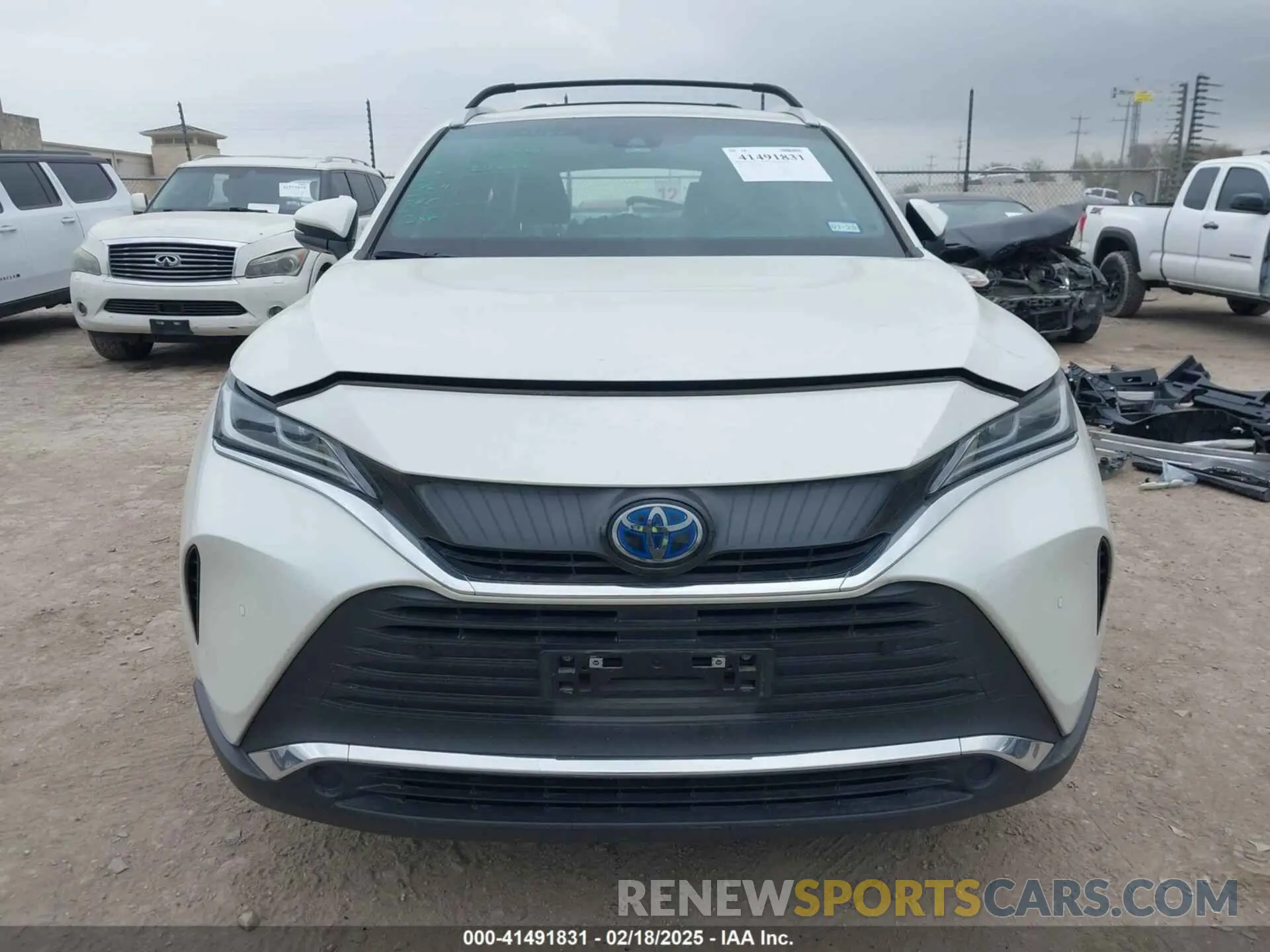 13 fotografías del automóvil dañado JTEAAAAH7NJ091115 TOYOTA VENZA 2022