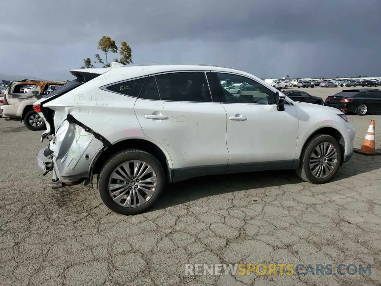 3 fotografías del automóvil dañado JTEAAAAH1PJ125410 TOYOTA VENZA 2023