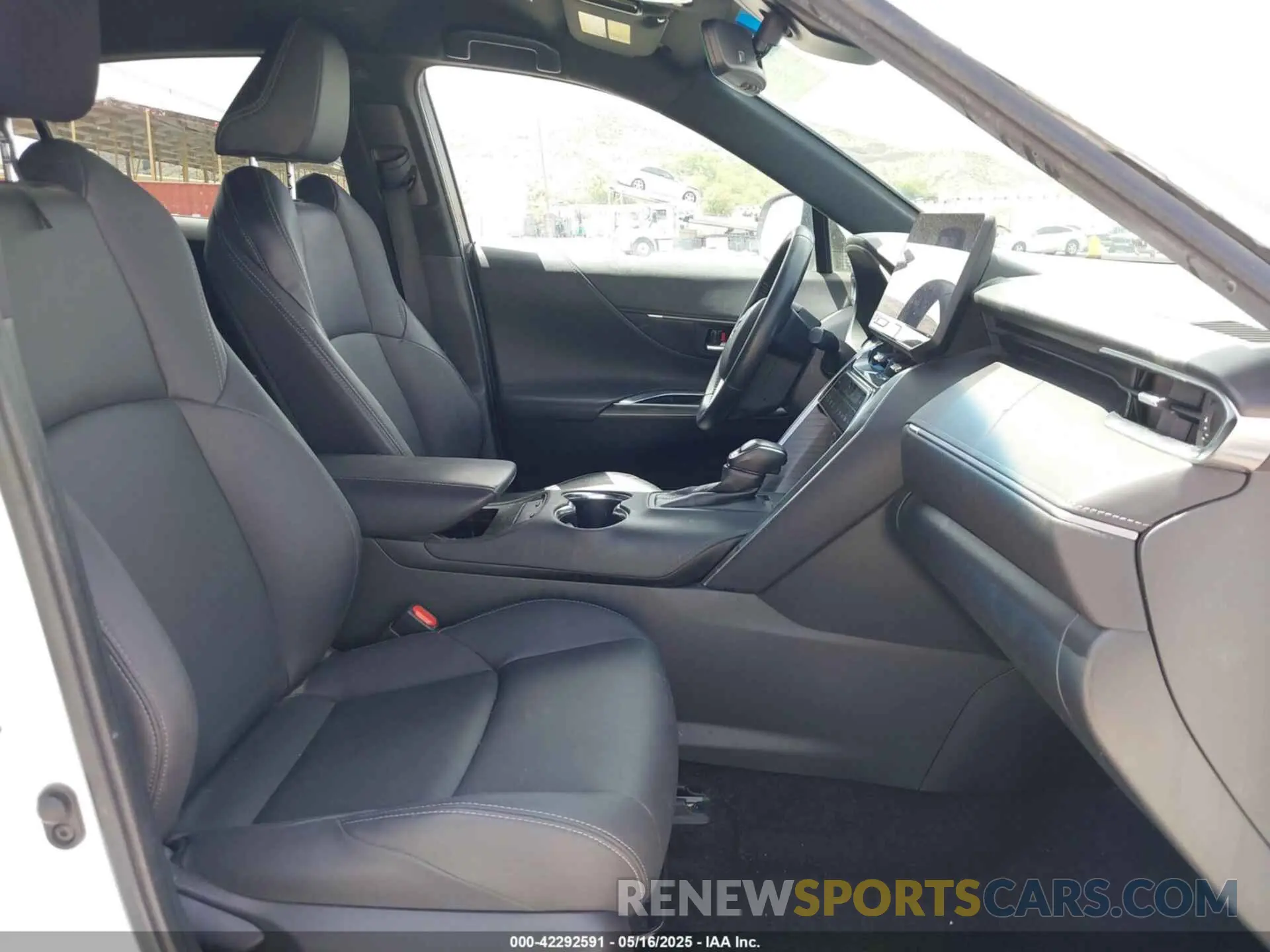 5 fotografías del automóvil dañado JTEAAAAH1PJ135399 TOYOTA VENZA 2023