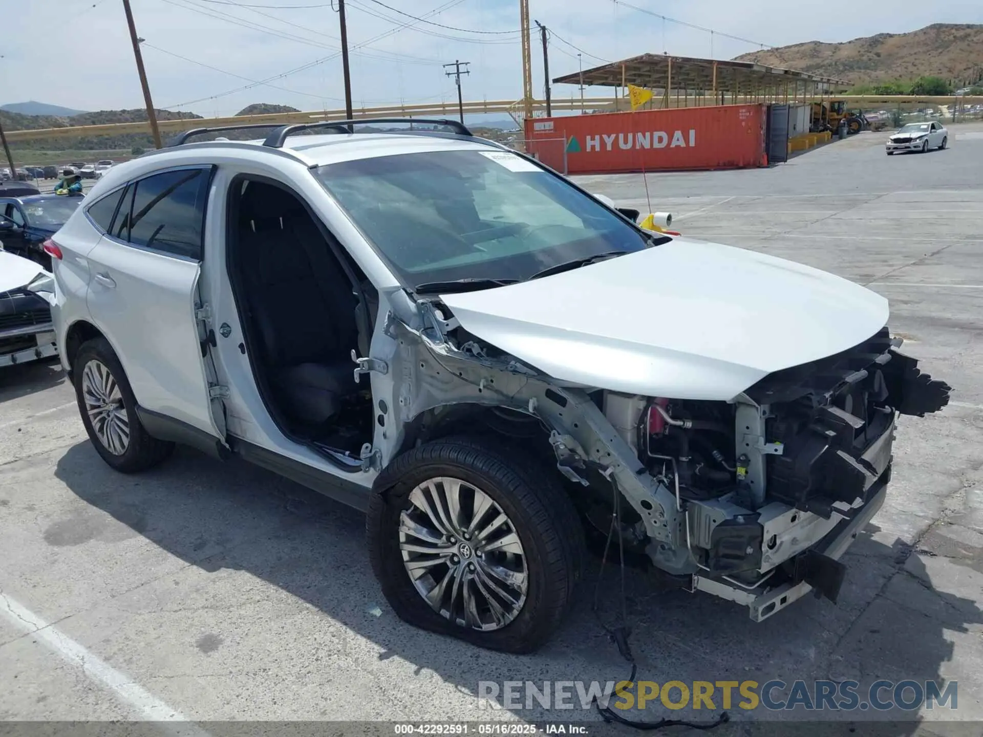 6 fotografías del automóvil dañado JTEAAAAH1PJ135399 TOYOTA VENZA 2023