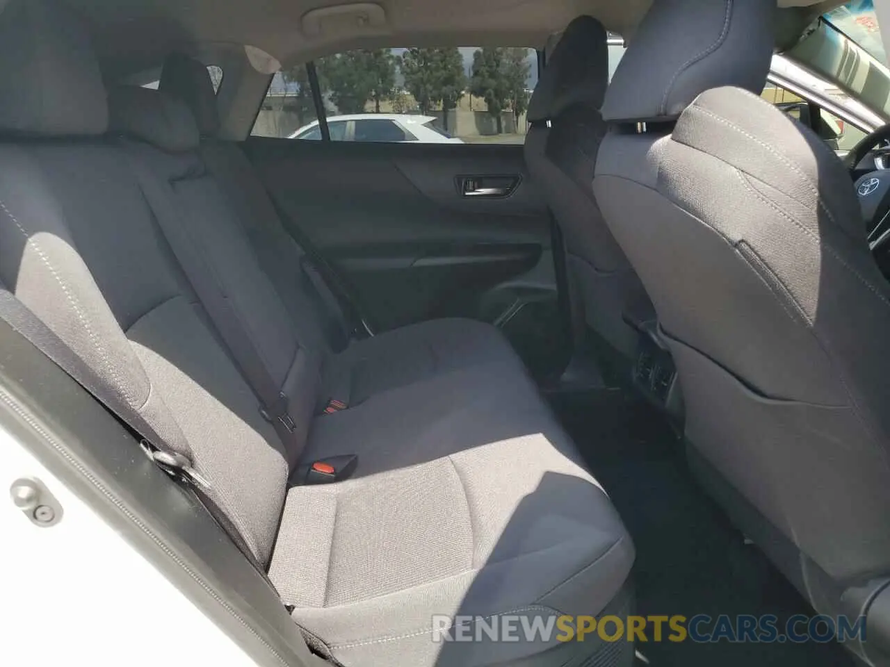11 fotografías del automóvil dañado JTEAAAAH3PJ128289 TOYOTA VENZA 2023